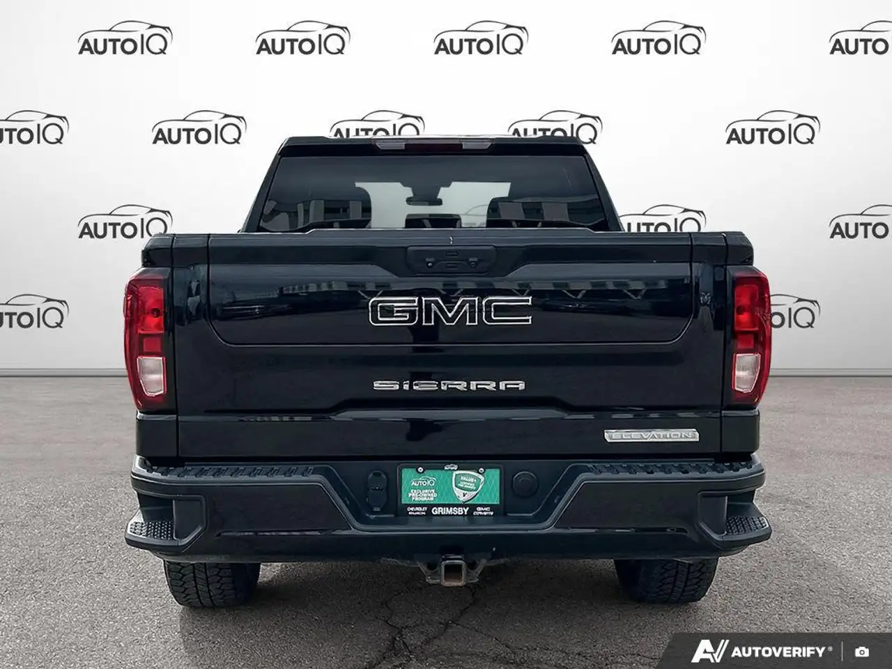 GMC Sierra 1500 снимка GMC Sierra 1500