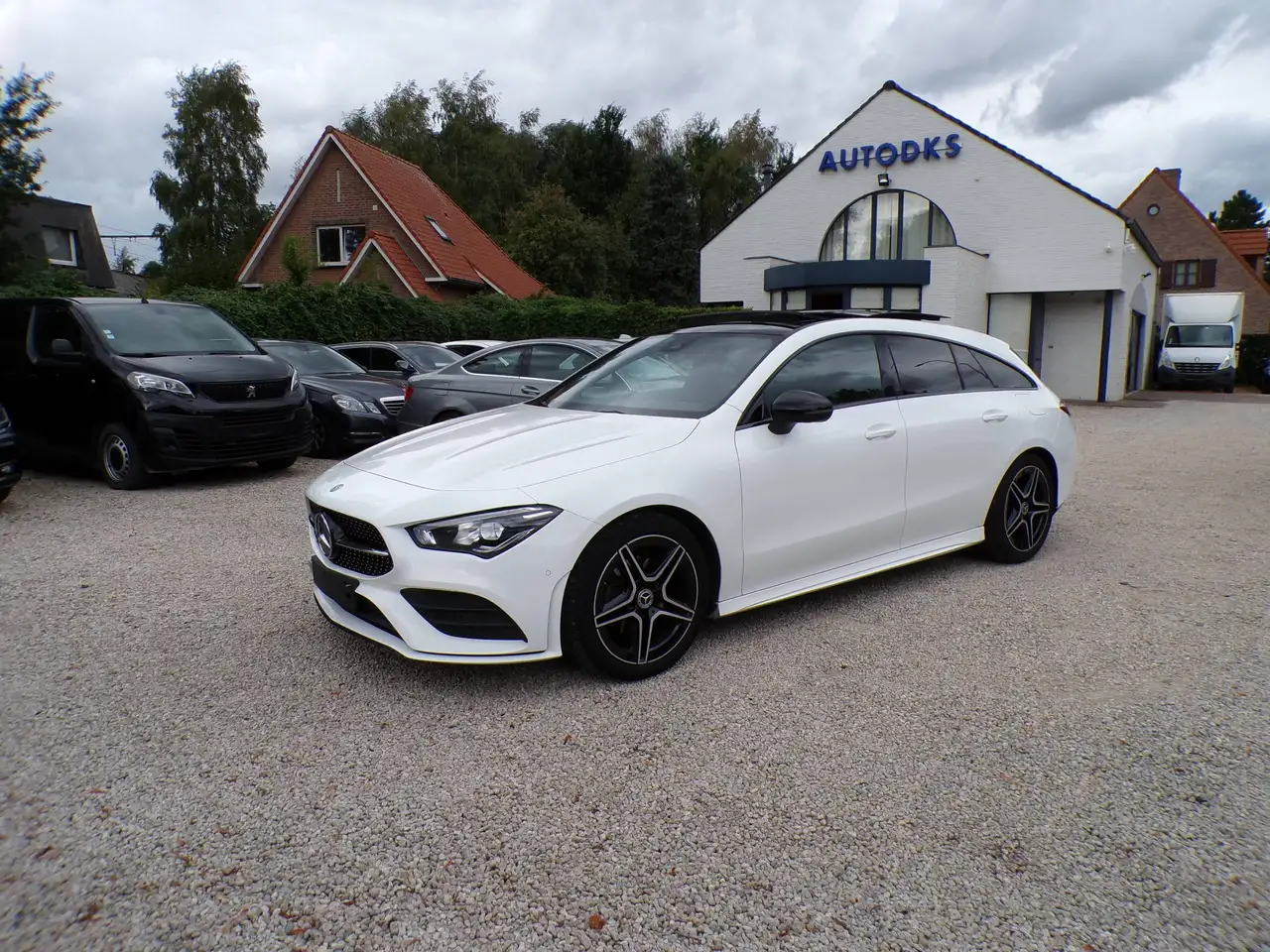 Mercedes-Benz CLA 180
