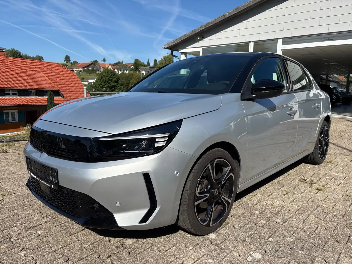 Opel Corsa F 1.2 Turbo, GS Zilver - 1