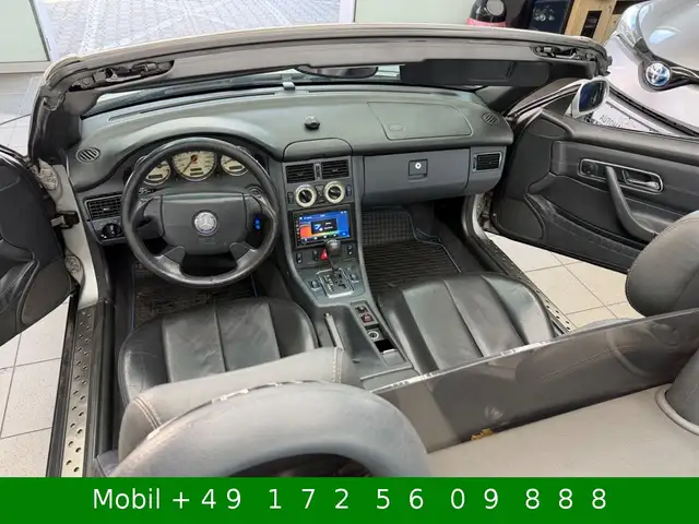 Mercedes-Benz SLK view 19