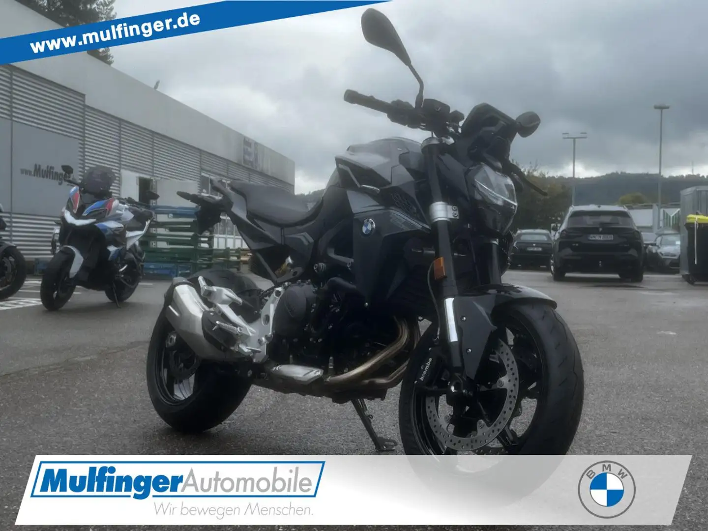 BMW F 900 R Triple Black Dynamik-/Komfort-Paket Heizg. Černá - 1