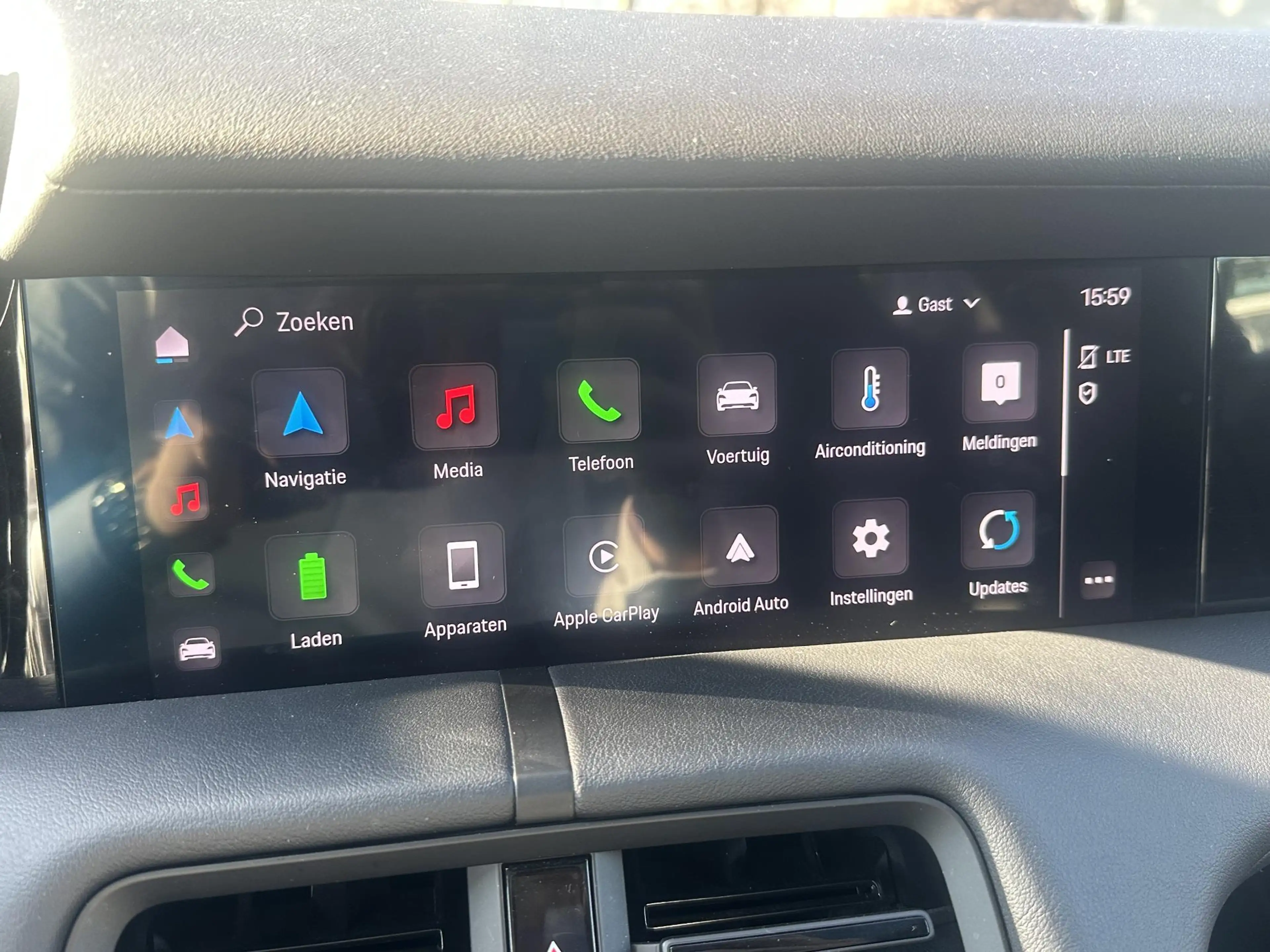 Porsche Taycan 79 kWh SOH 92% | MEM. SEAT | BOSE BOXEN | PANO | S — photo 25