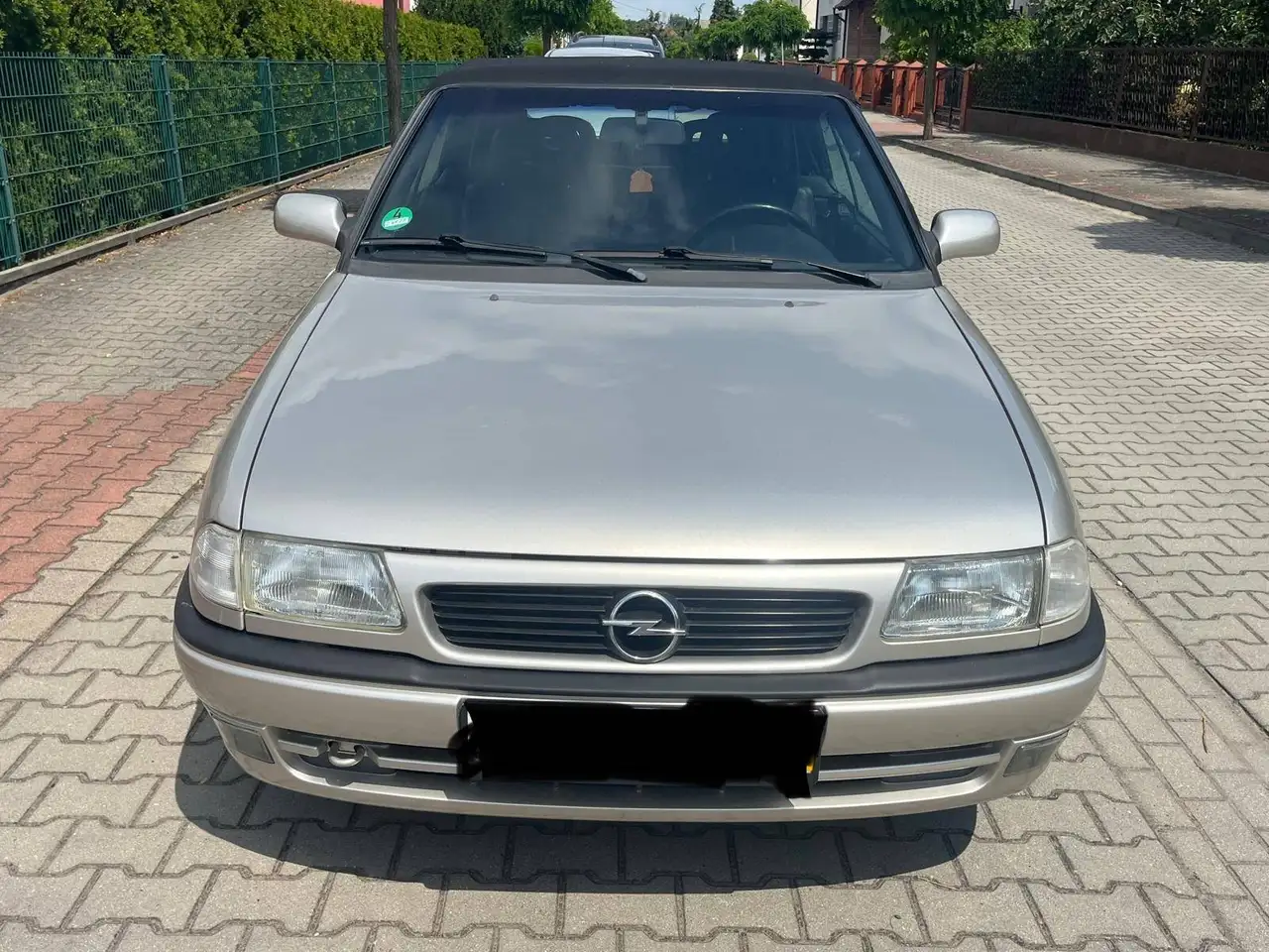 Opel Astra Cabrio 1.6i Bertone Edition, nur 73000tkm, foto 1