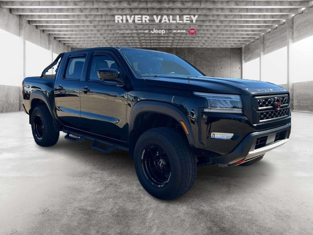 2023 Nissan Frontier Crew Cab PRO-4X Standard Bed 4x4