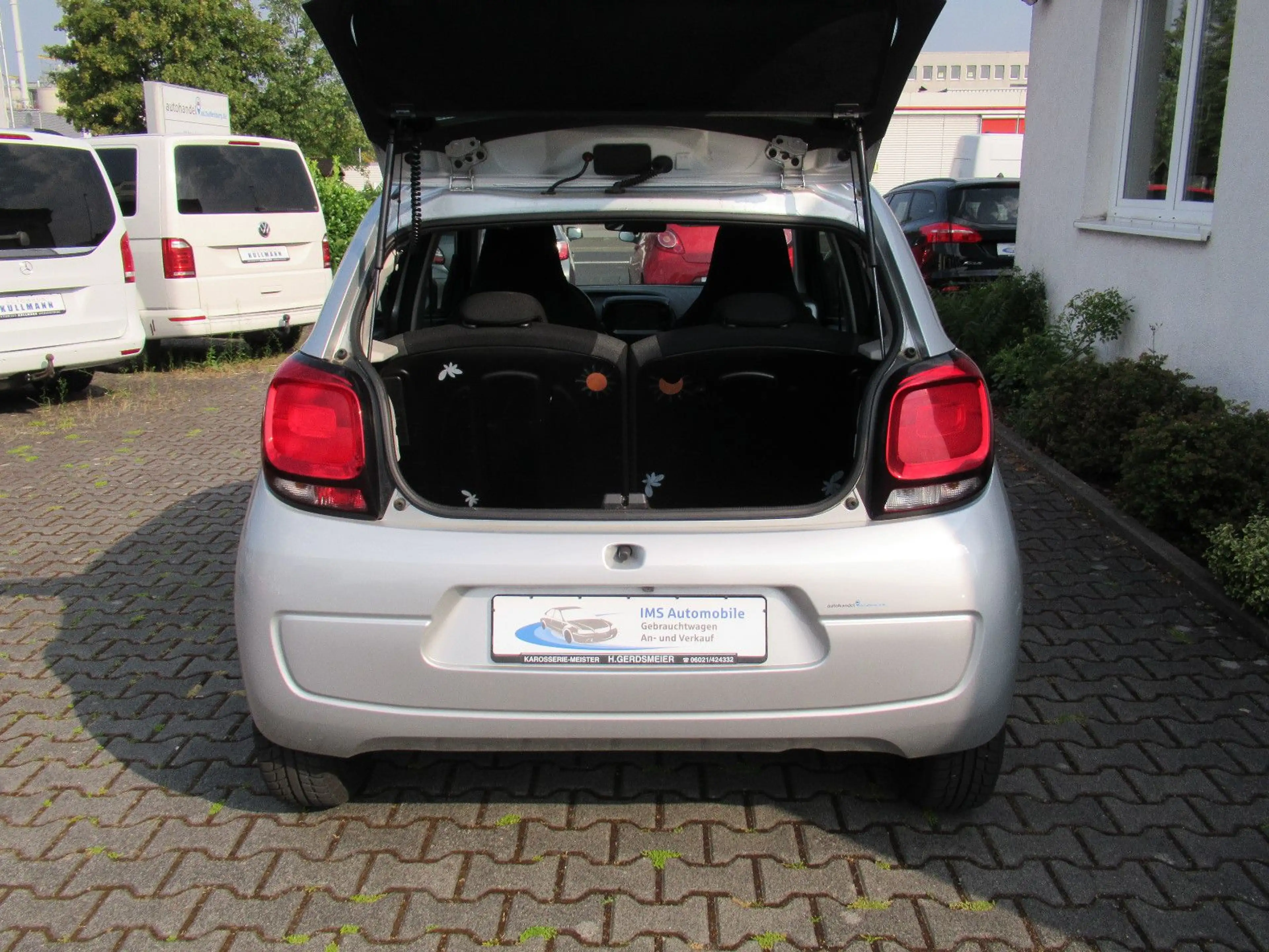 Citroen C1 Shine*Kamera*Klima*Touchscreen* — photo 6