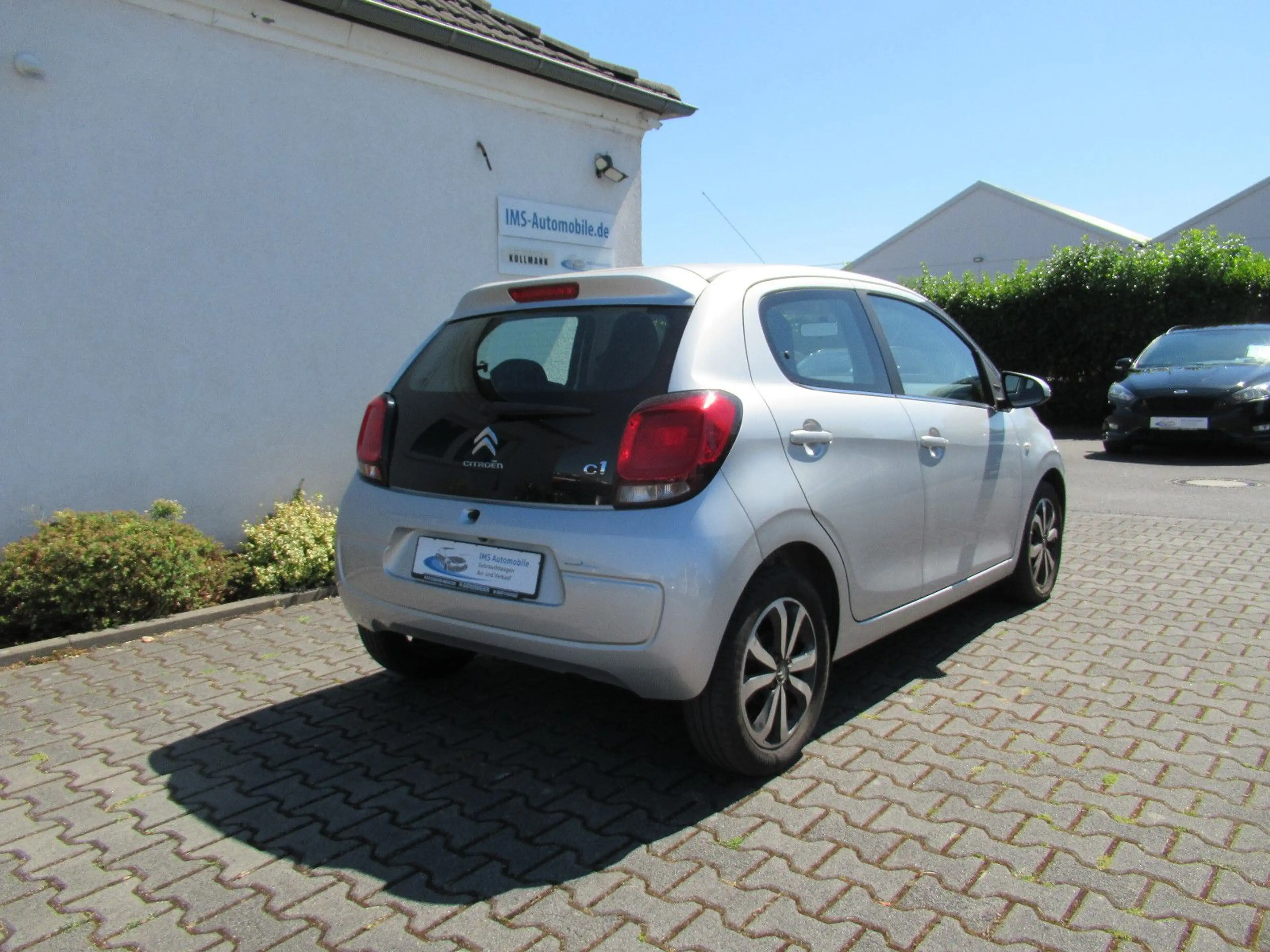 Citroen C1 Shine*Kamera*Klima*Touchscreen* — photo 7