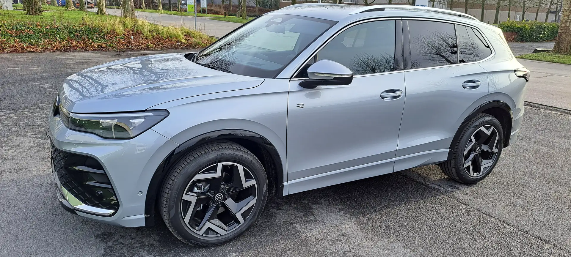 Volkswagen Tiguan 1.5 eTSI. DSG/Bussines.Prof/leder mass trekh Zilver - 1