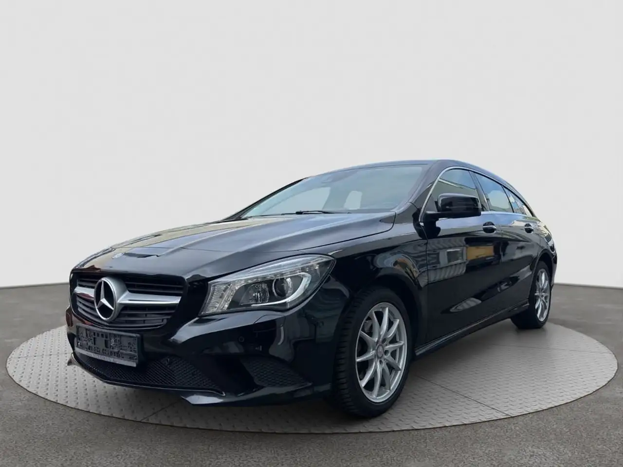Mercedes-Benz CLA 220