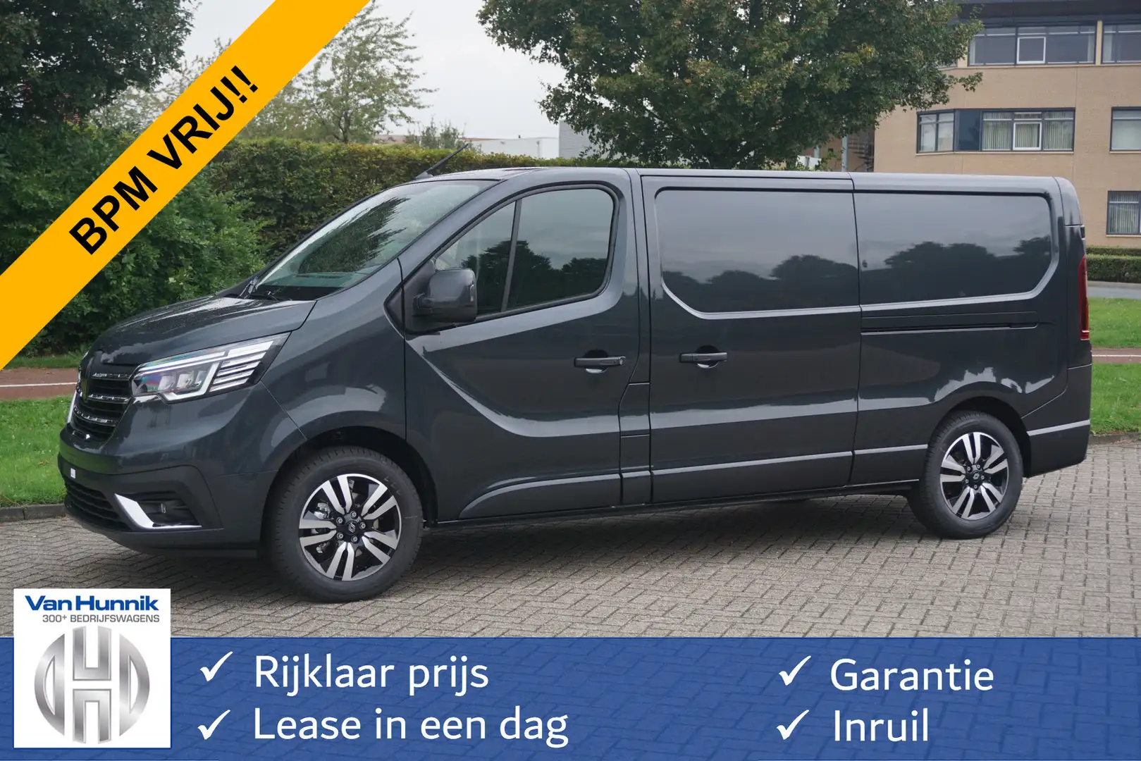 Renault Trafic 170PK L2H1 LUXE EDC AUT BPM VRIJ!! Navi, LM Velg, Gris - 1
