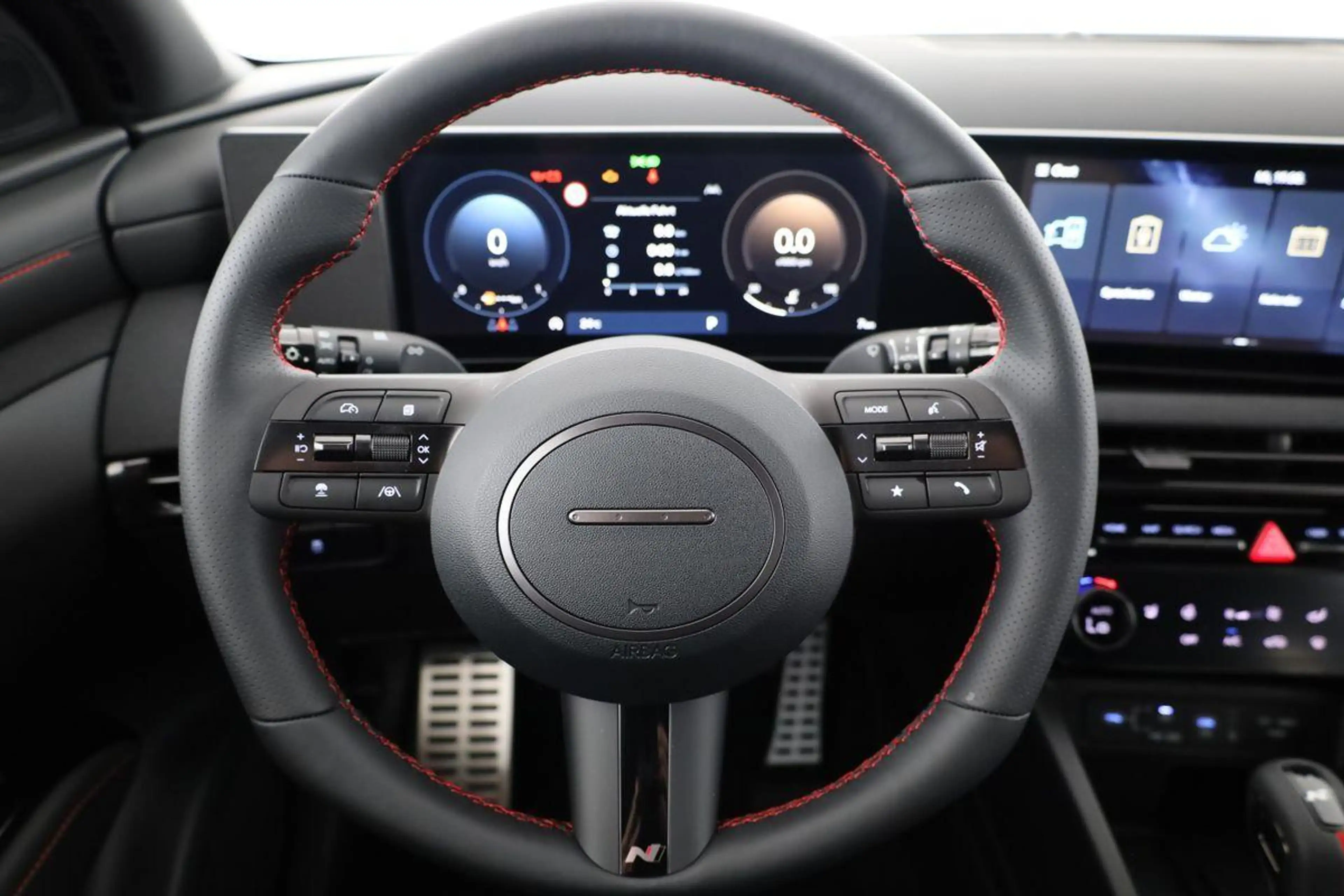 Hyundai TUCSON N Line 2WD 1.6 T-GDI DCT N-LINE, el. Klappe, Na... — photo 5