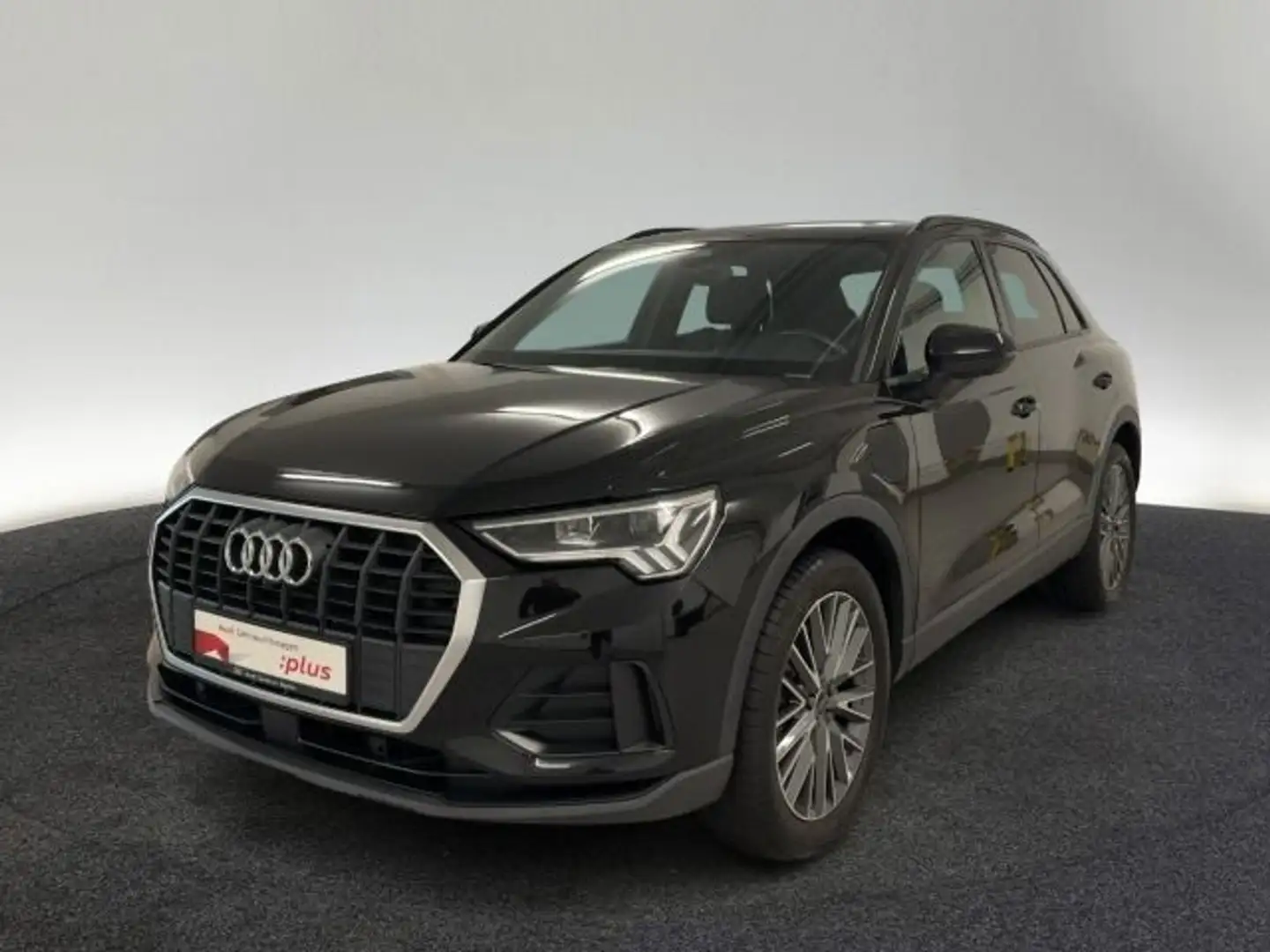 Audi Q3 45 TFSI e S tr. LED NAVI SONOS PANO VIRTUAL Zwart - 2