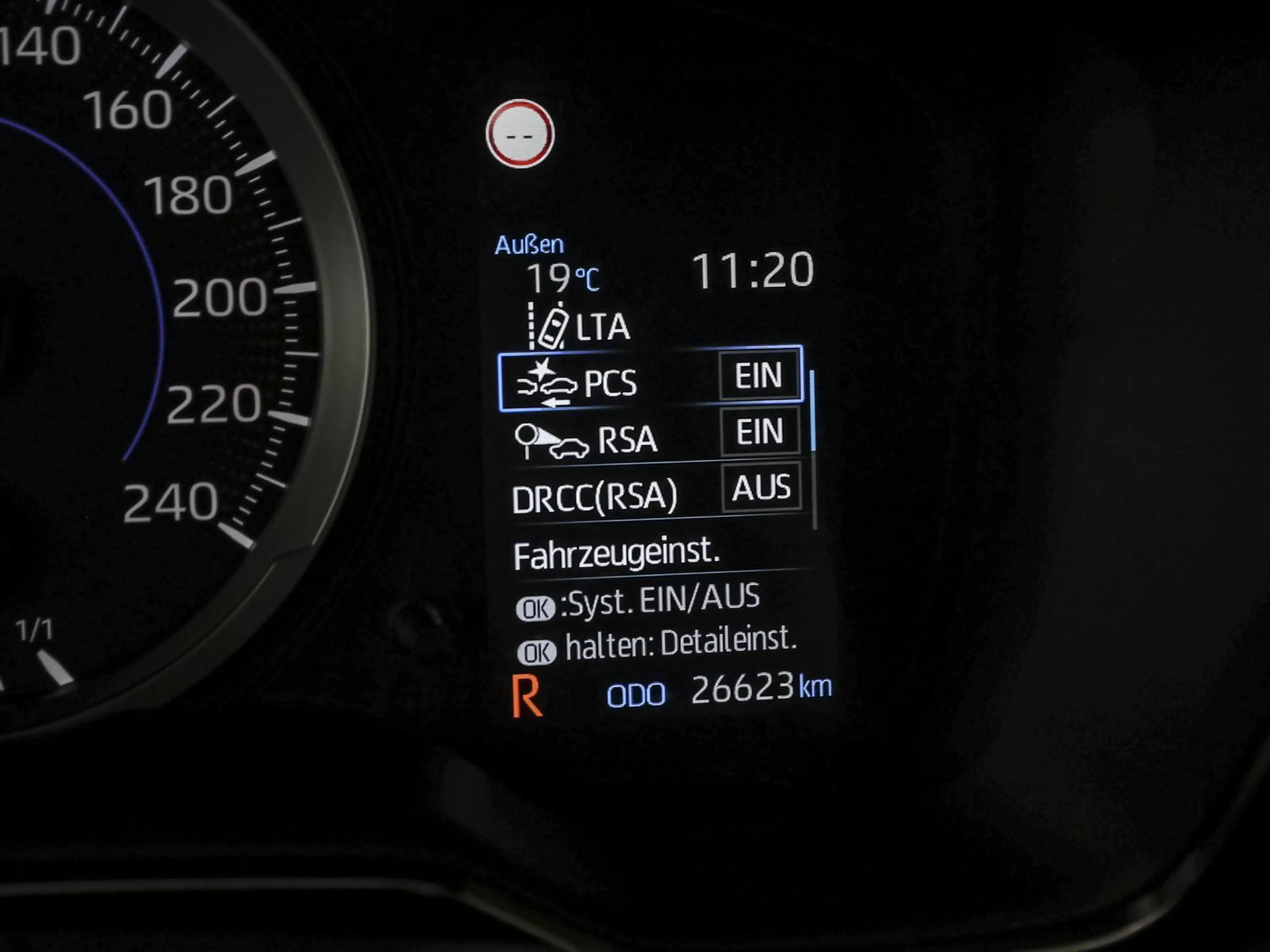 Toyota Corolla 1.8 Hybrid Comfort  KLIMA Carplay ACC Kamera — photo 15