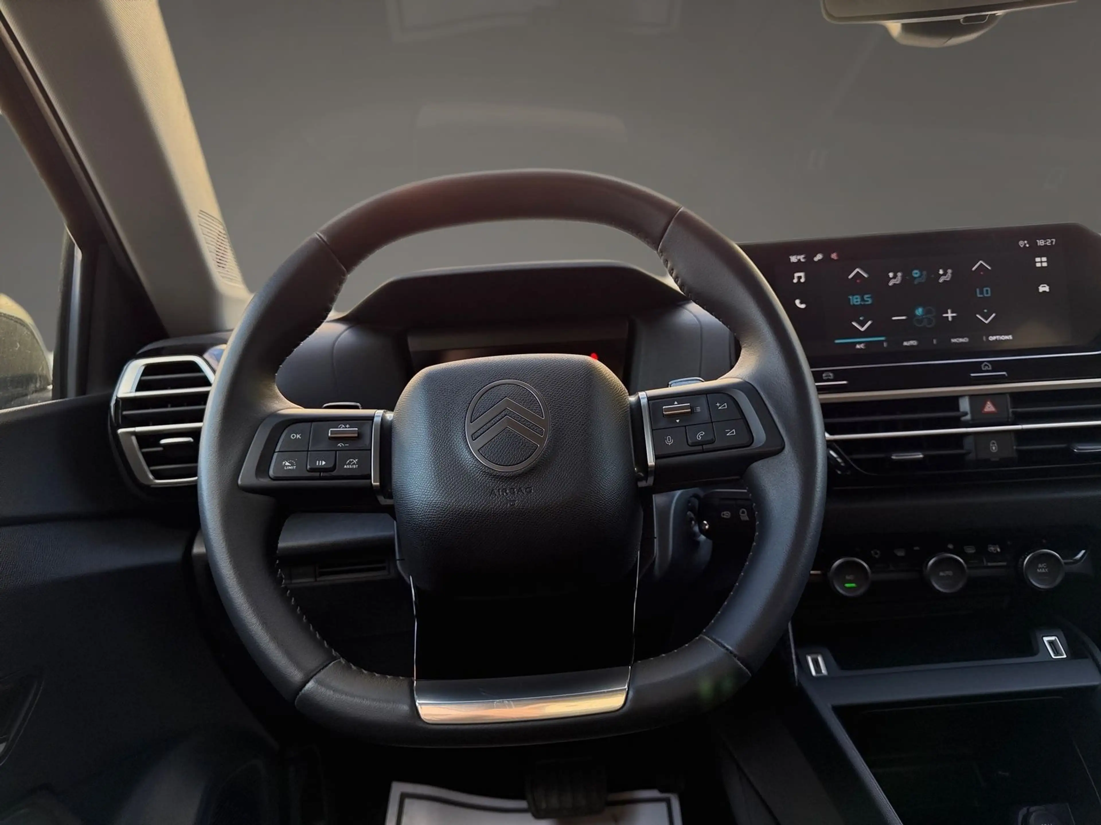 Citroen C4 YOU 110 e-DCS6 Hybrid AppleCarPlay PDC Klima — photo 9