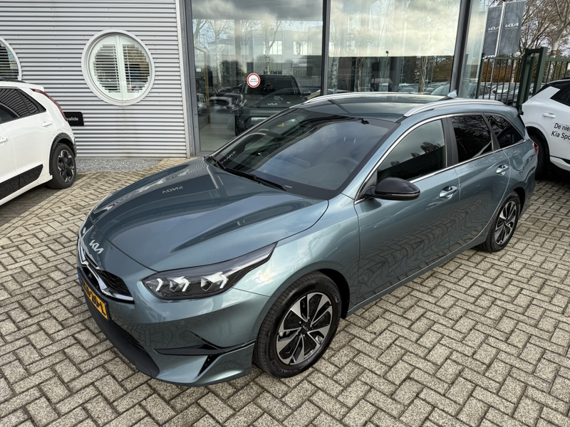 Kia Ceed SW / cee'd SW Sportswagon 1.0 T-GDi DynamicPlusLine Navi + Camer — photo 2