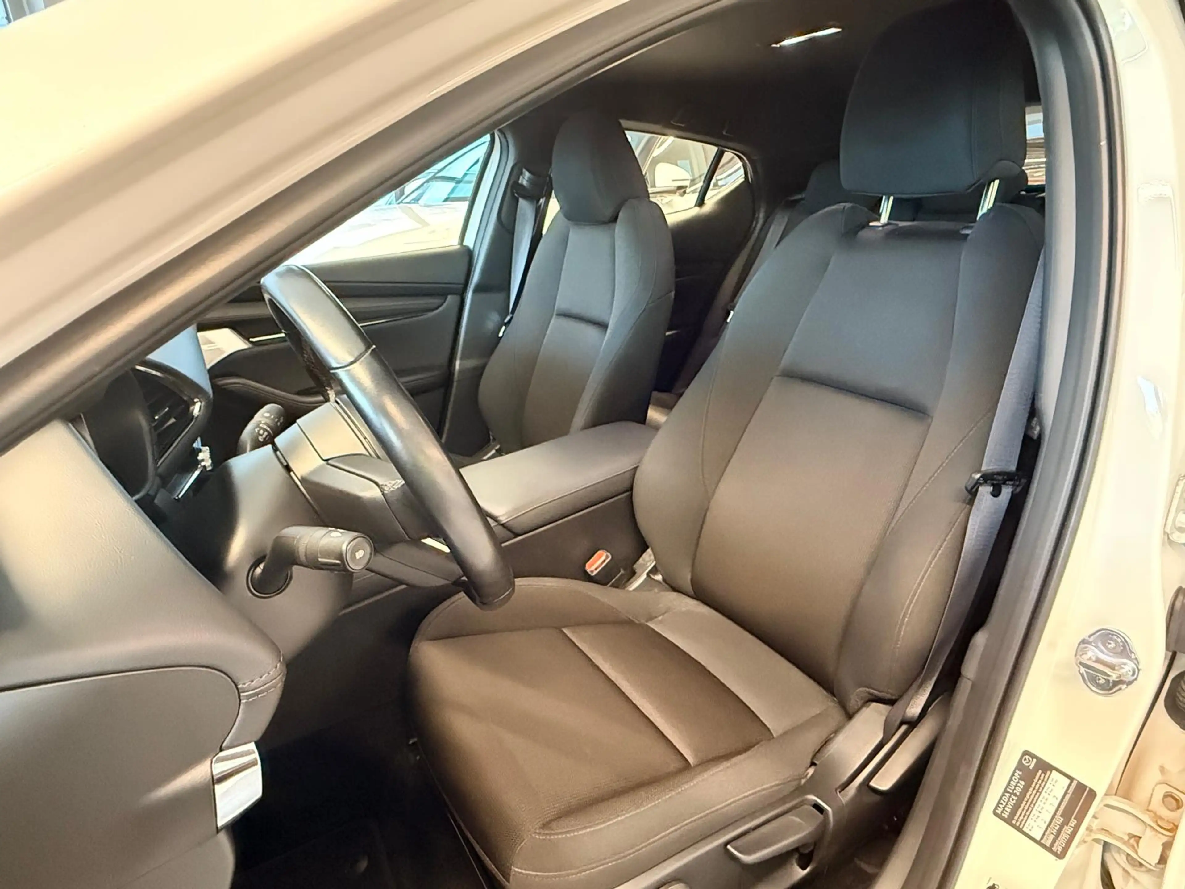 Mazda 3 Selection 150 PS *Premium-Paket*Navi*Bose* — photo 16
