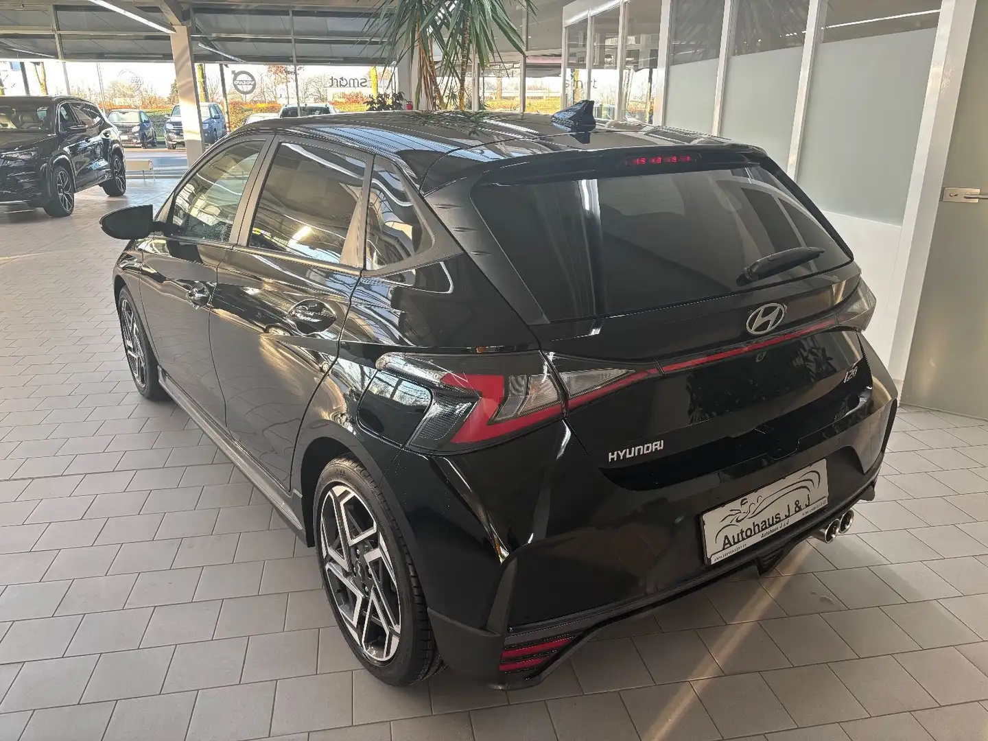 Hyundai i20 N Line 1.0 T-GDI RFK/PDC/App-Link/LED/SHZ Schwarz - 2