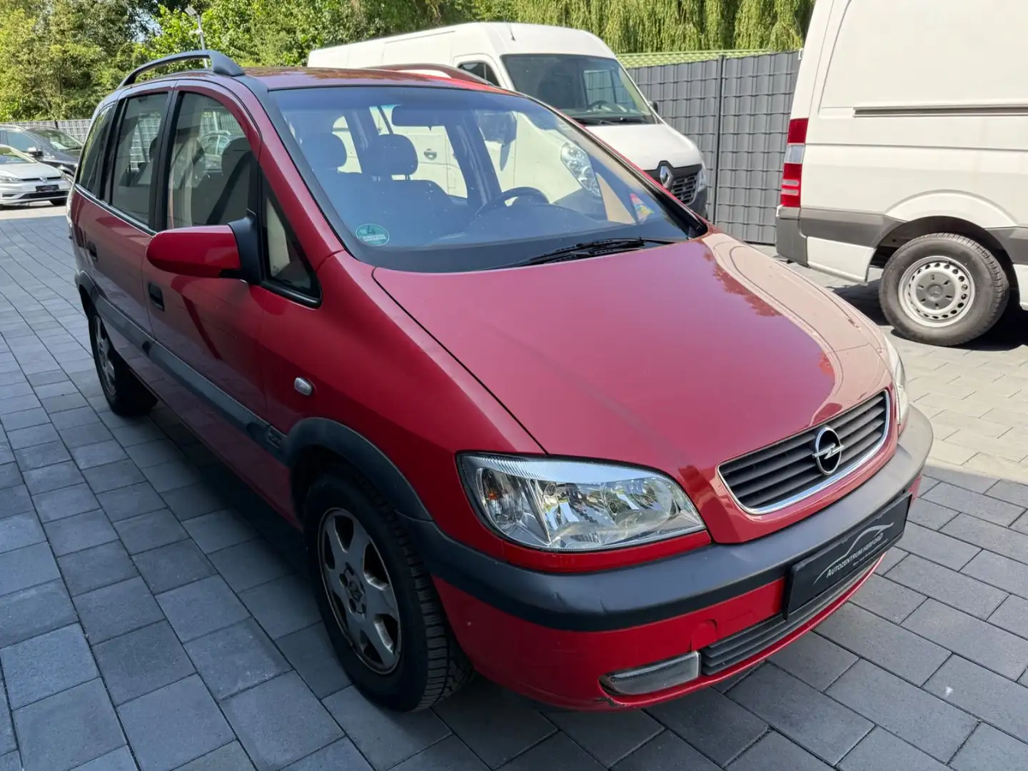 Opel Zafira 2.0 DTI Elegance Klima 7 Sitze Rot - 2