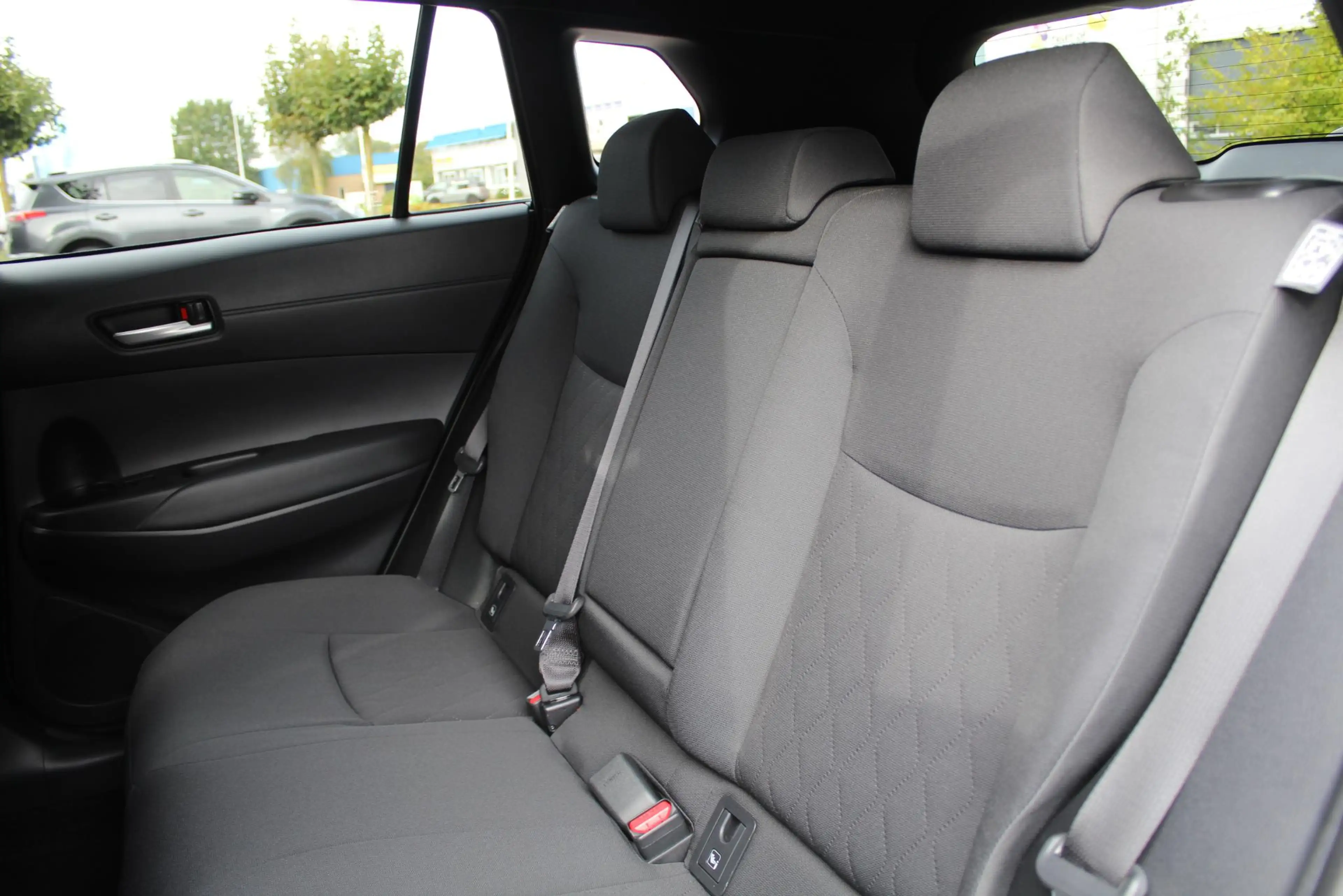 Toyota Corolla Cross Hybrid 140 Style — photo 17