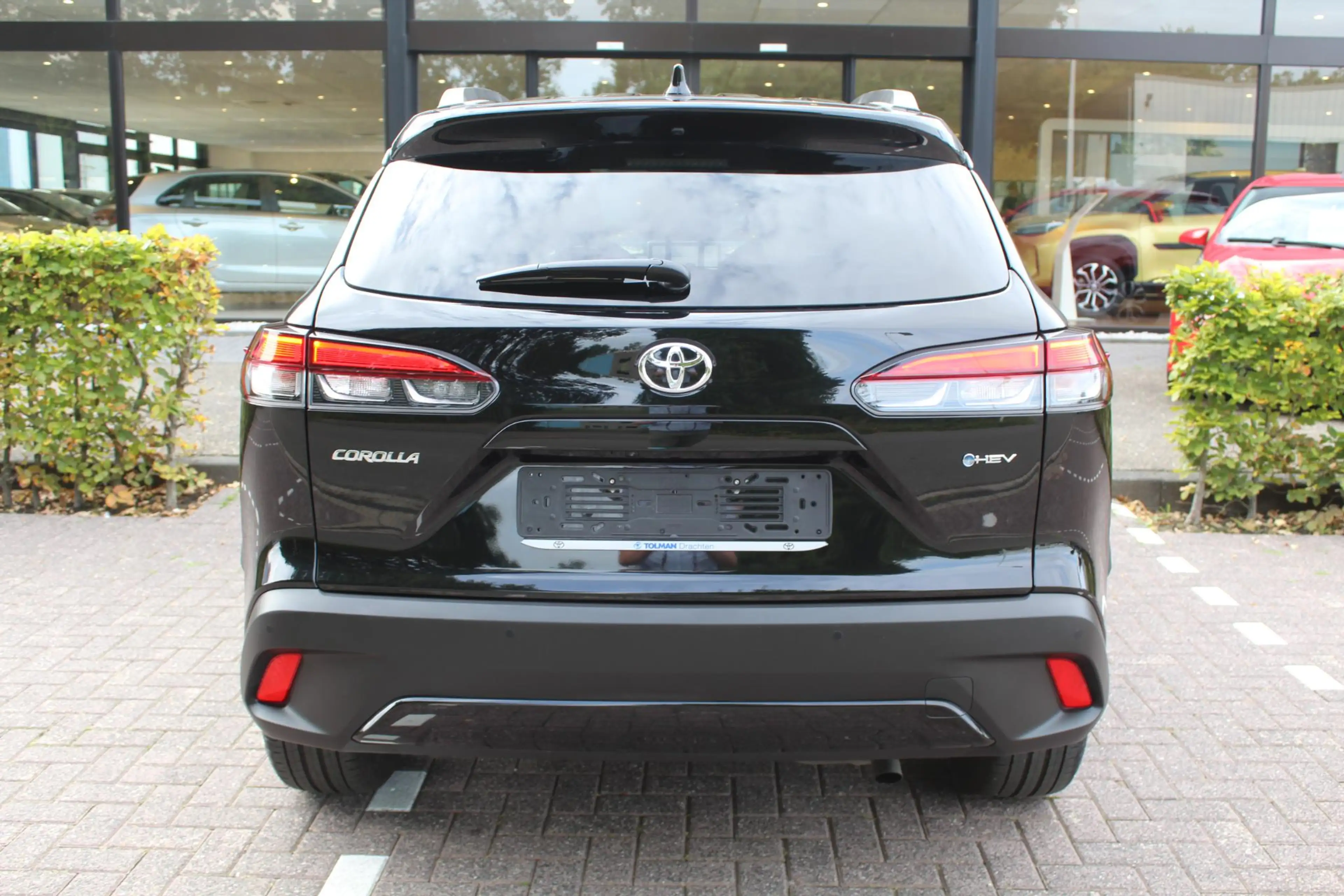 Toyota Corolla Cross Hybrid 140 Style — photo 9