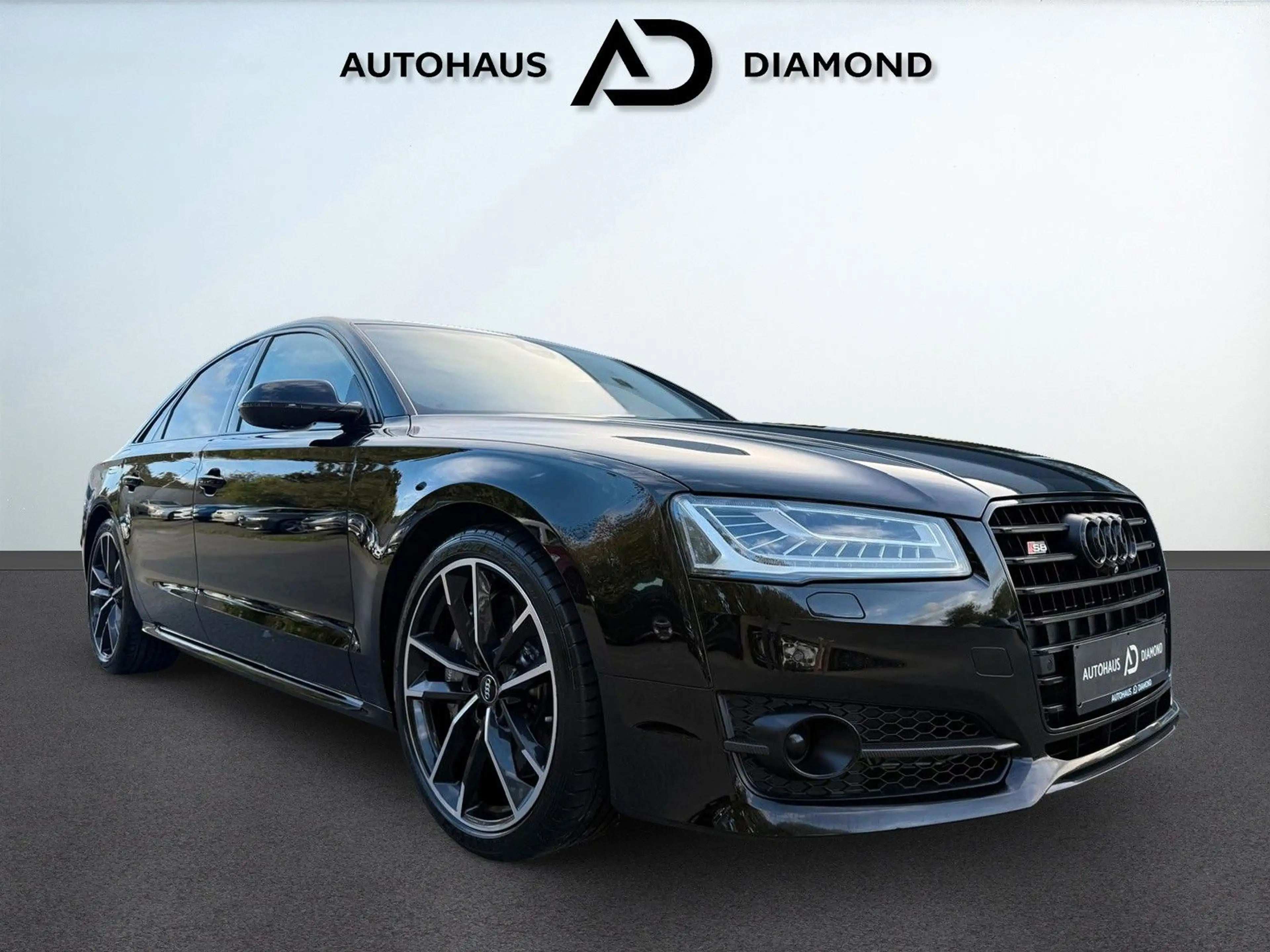 Audi S8 4.0 TFSI quattro plus*KERAMIK*CARBON*BOSE* — photo 3