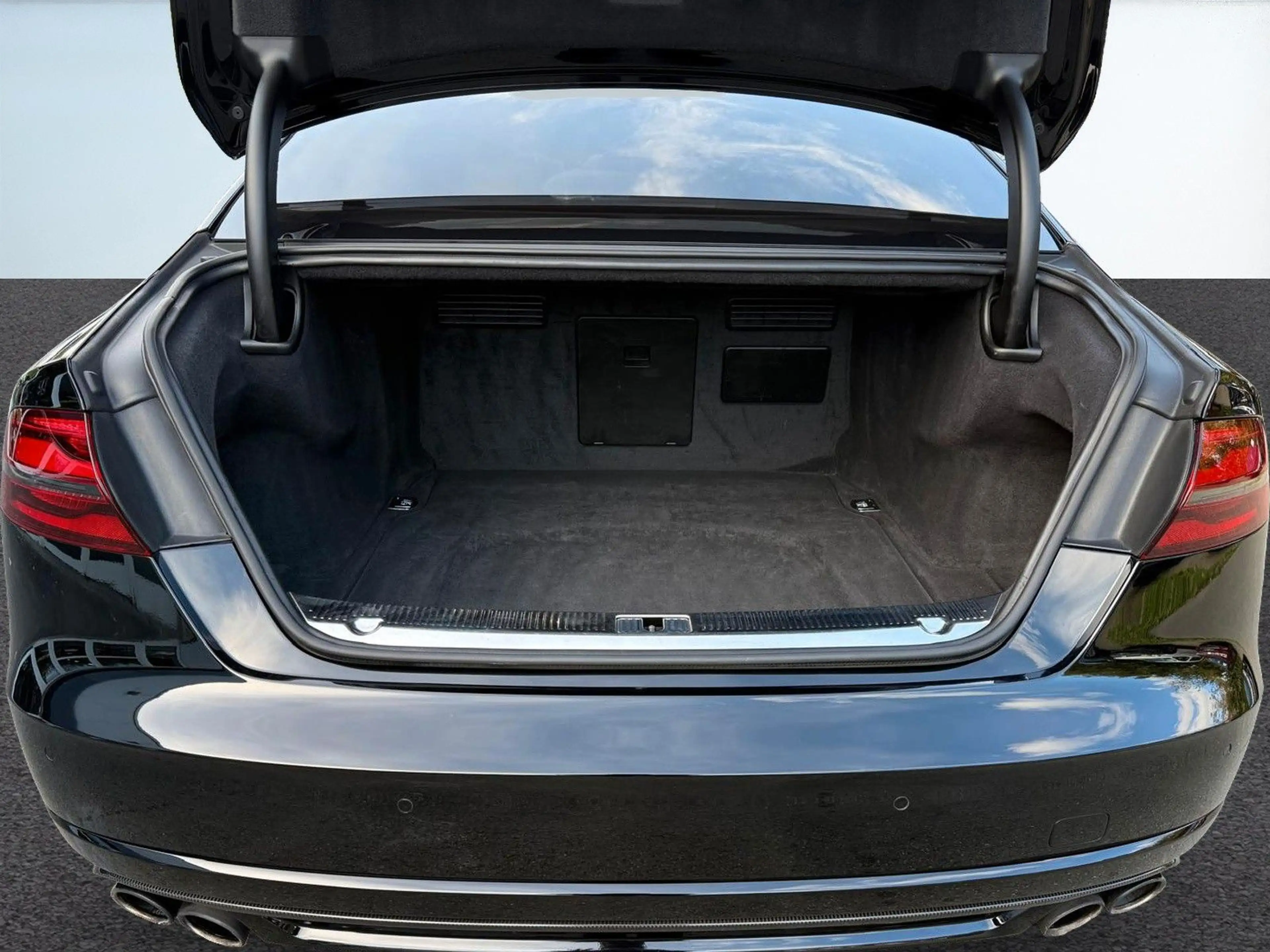 Audi S8 4.0 TFSI quattro plus*KERAMIK*CARBON*BOSE* — photo 10