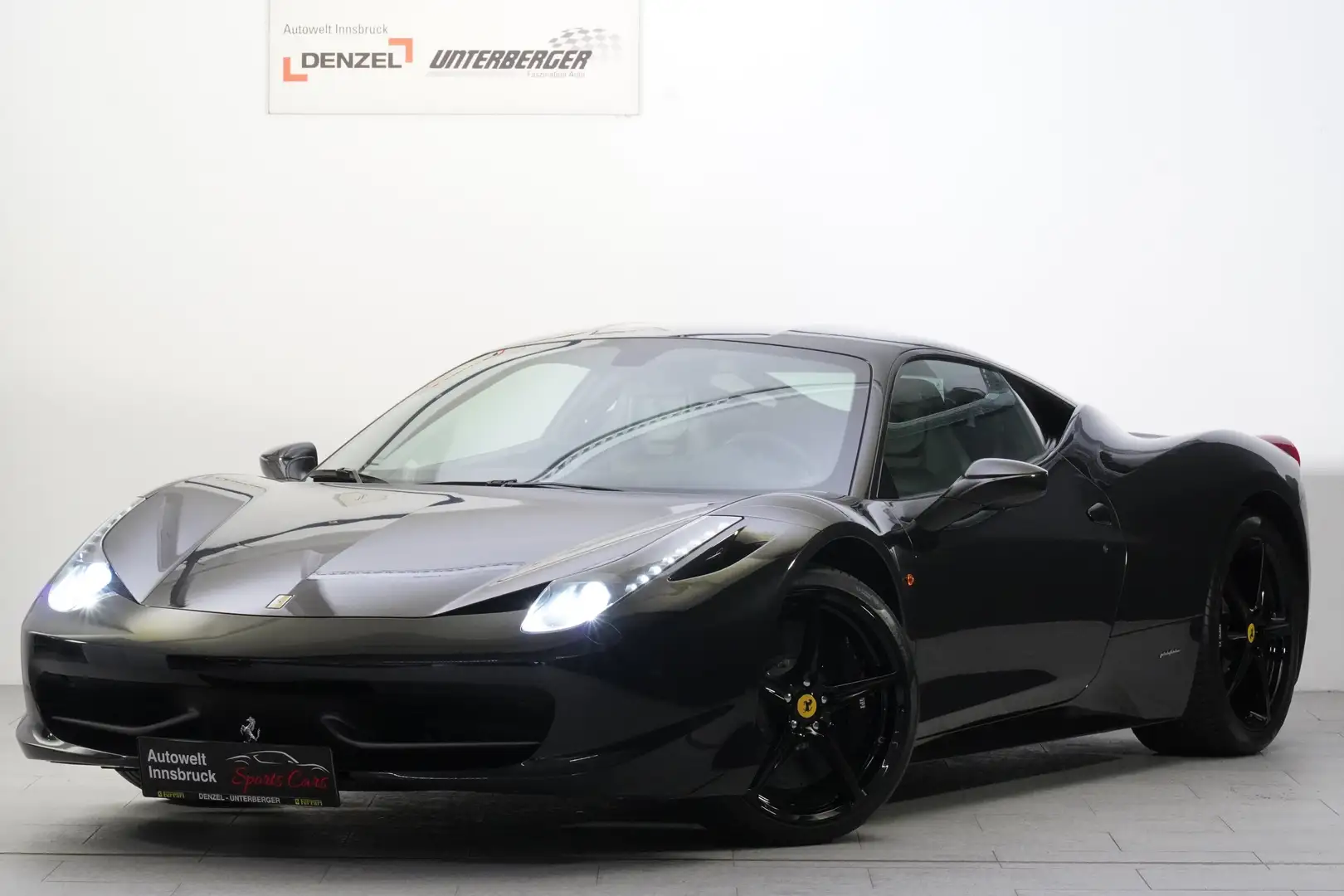 Ferrari 458 Italia Nero - 1