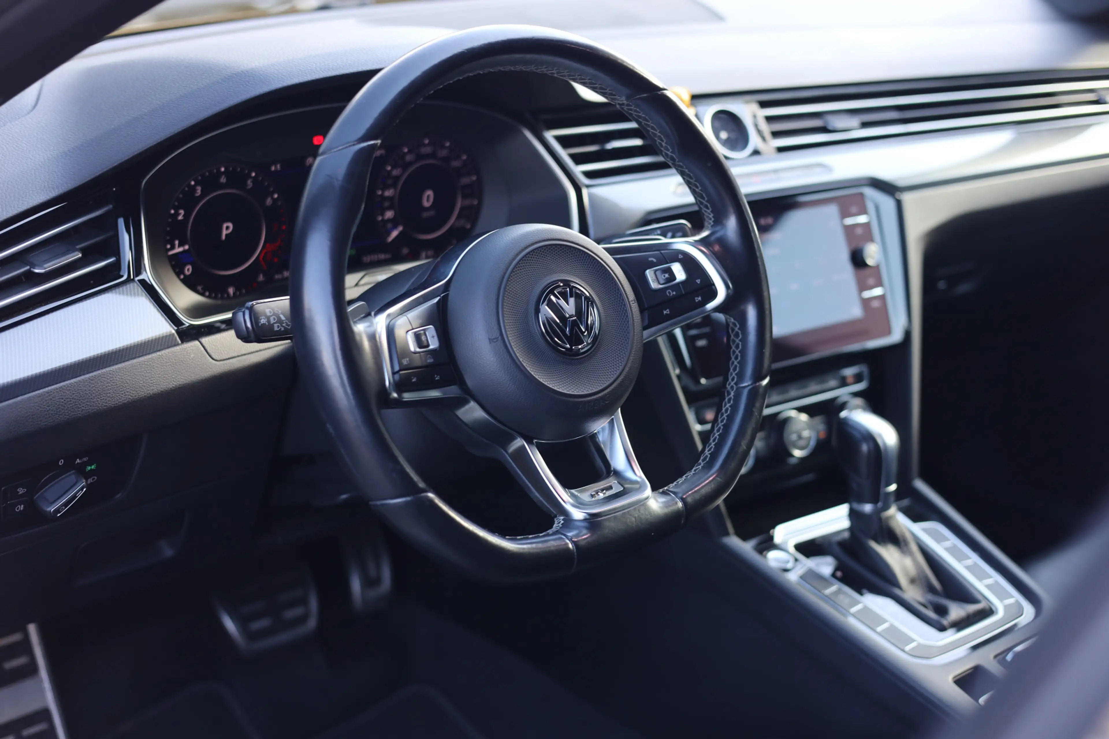 Volkswagen Arteon 2.0 TSI R-LINE | AUT I CAMERA I PANO | NAVI | LEDE — photo 12