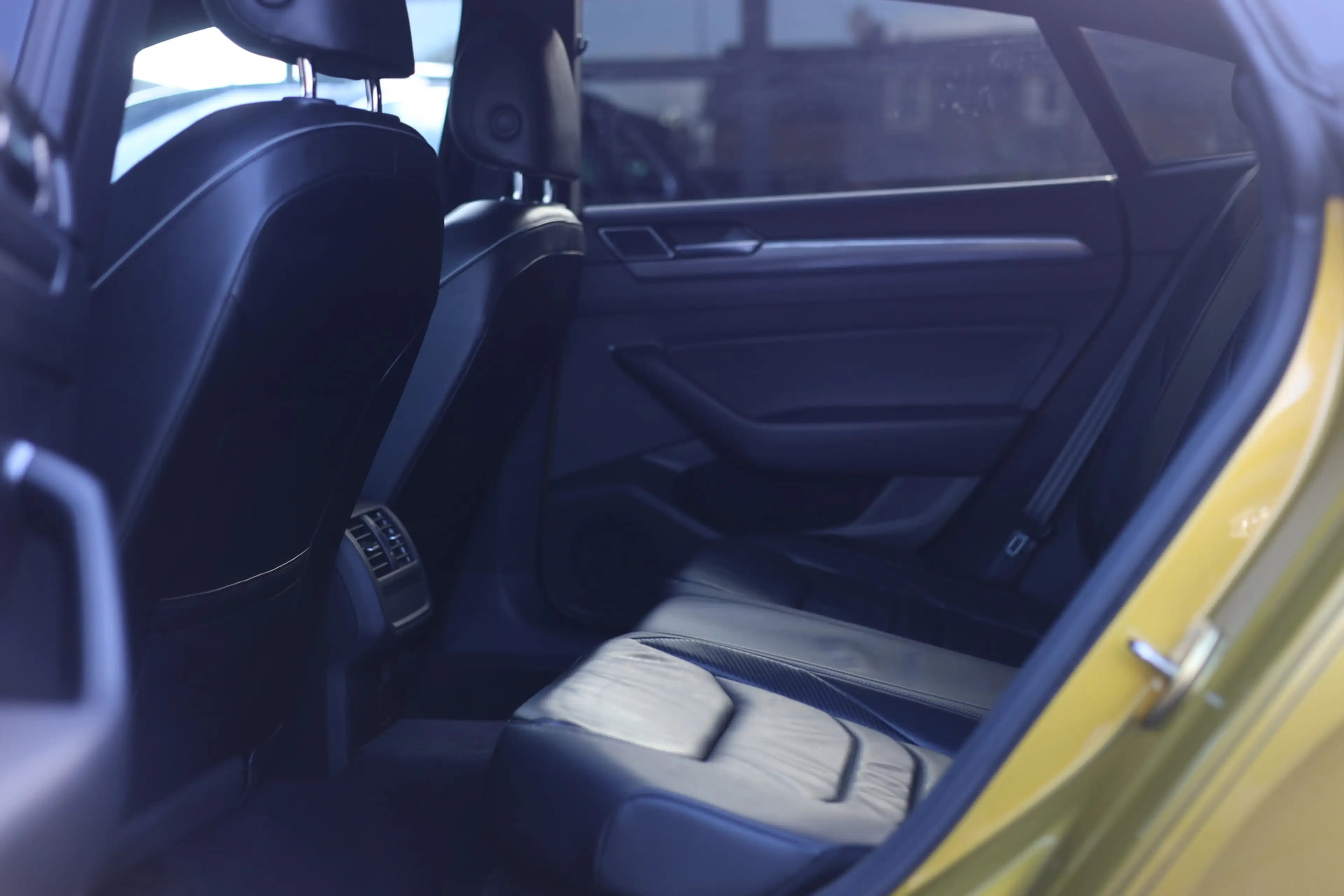Volkswagen Arteon 2.0 TSI R-LINE | AUT I CAMERA I PANO | NAVI | LEDE — photo 15