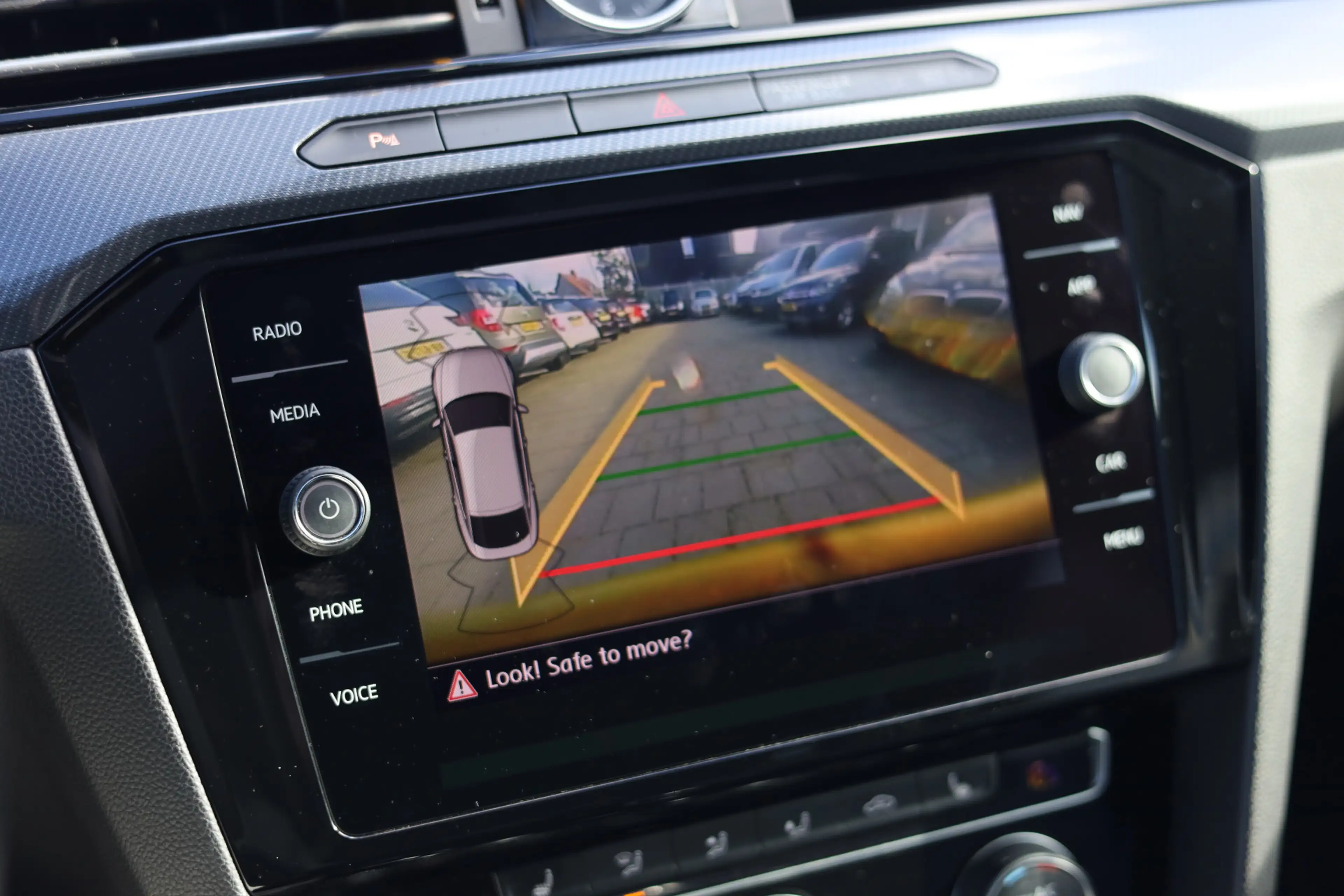 Volkswagen Arteon 2.0 TSI R-LINE | AUT I CAMERA I PANO | NAVI | LEDE — photo 18