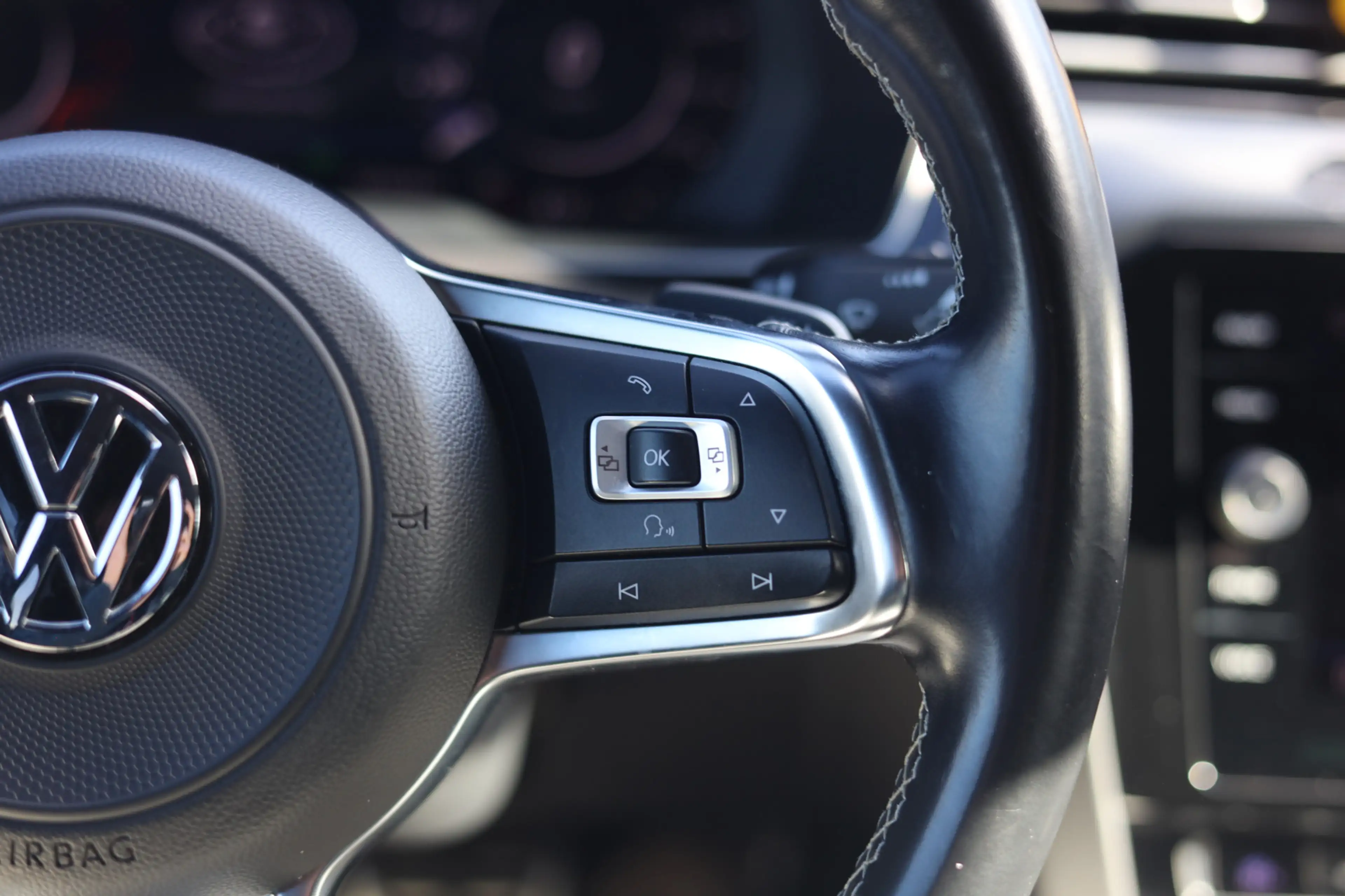 Volkswagen Arteon 2.0 TSI R-LINE | AUT I CAMERA I PANO | NAVI | LEDE — photo 23