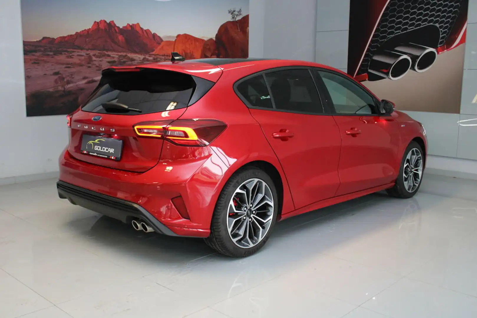 Ford Focus 1,5 EcoBlueST-Line X Rot - 2