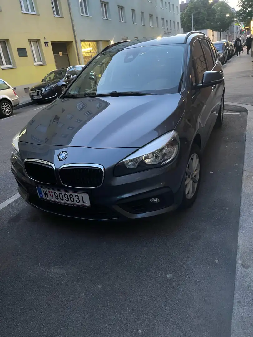 BMW 216 Grau - 1