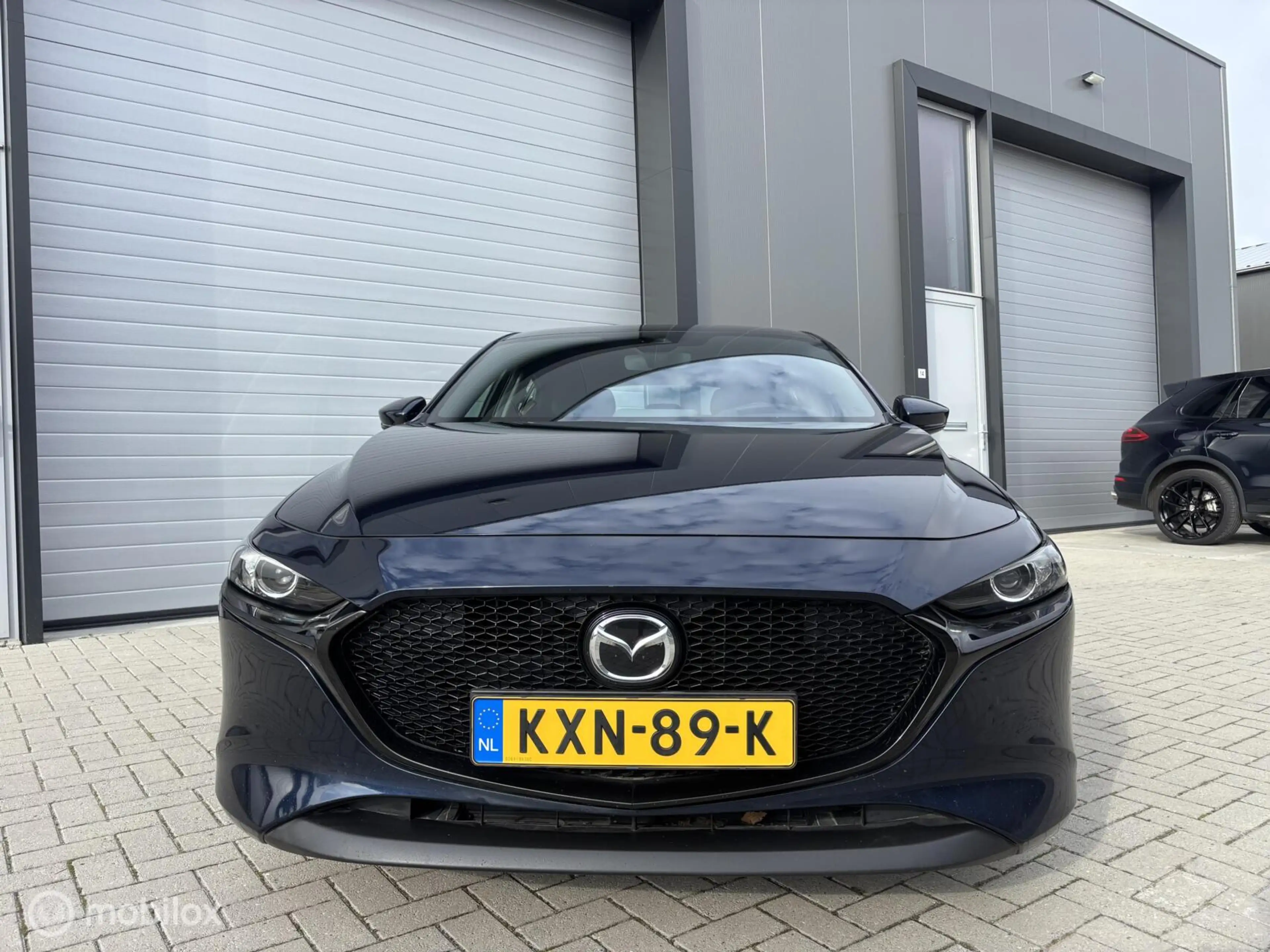 Mazda 3 2.0 e-SkyActiv-G M Hybrid 122 Comfort — photo 4