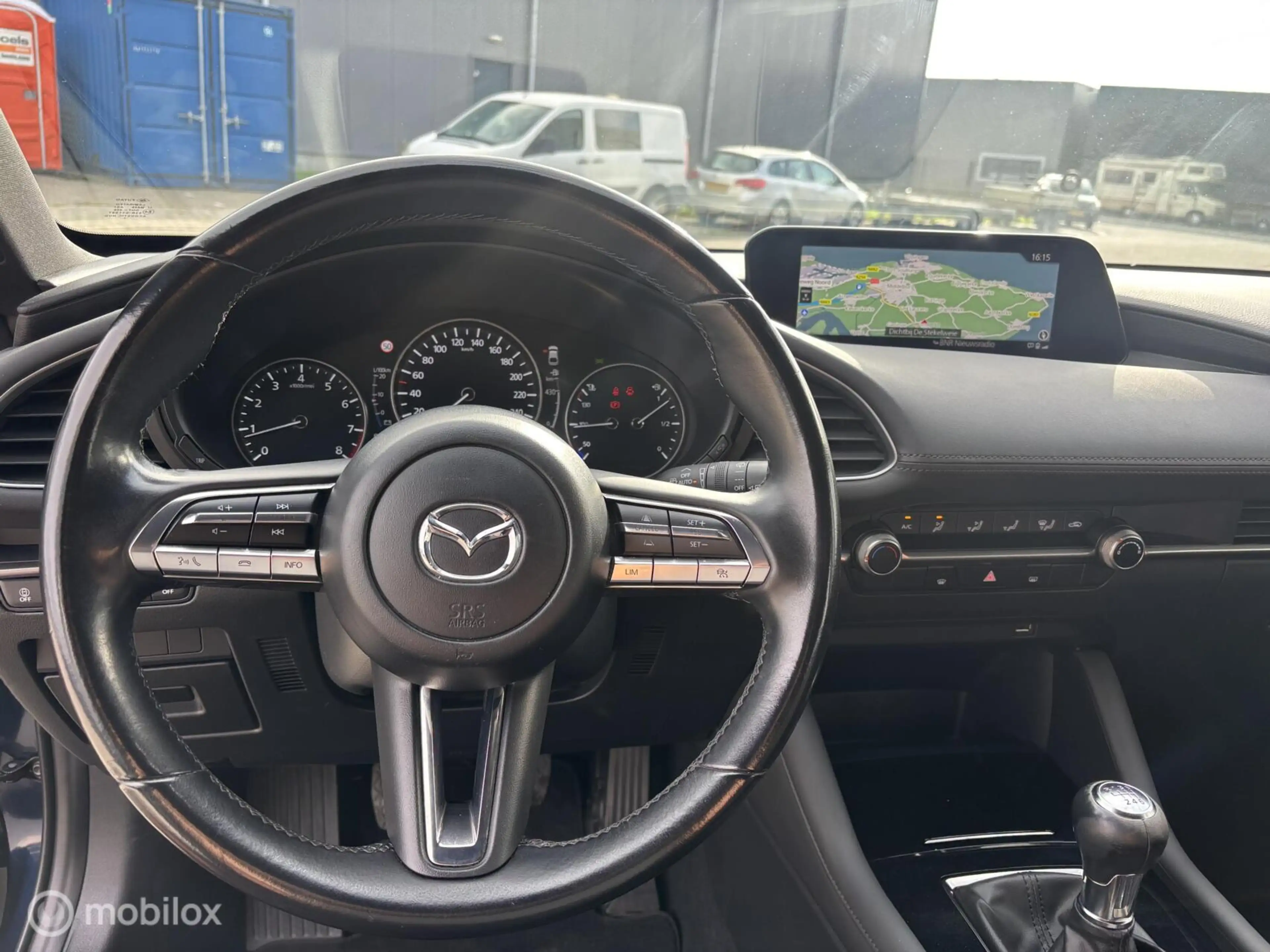 Mazda 3 2.0 e-SkyActiv-G M Hybrid 122 Comfort — photo 8