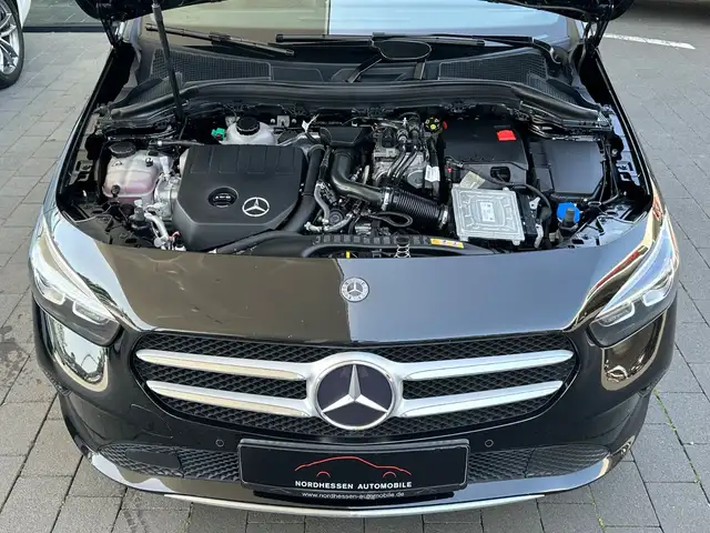 Mercedes-Benz B-Class view 6