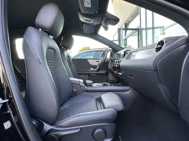 Mercedes-Benz B-Class view 15