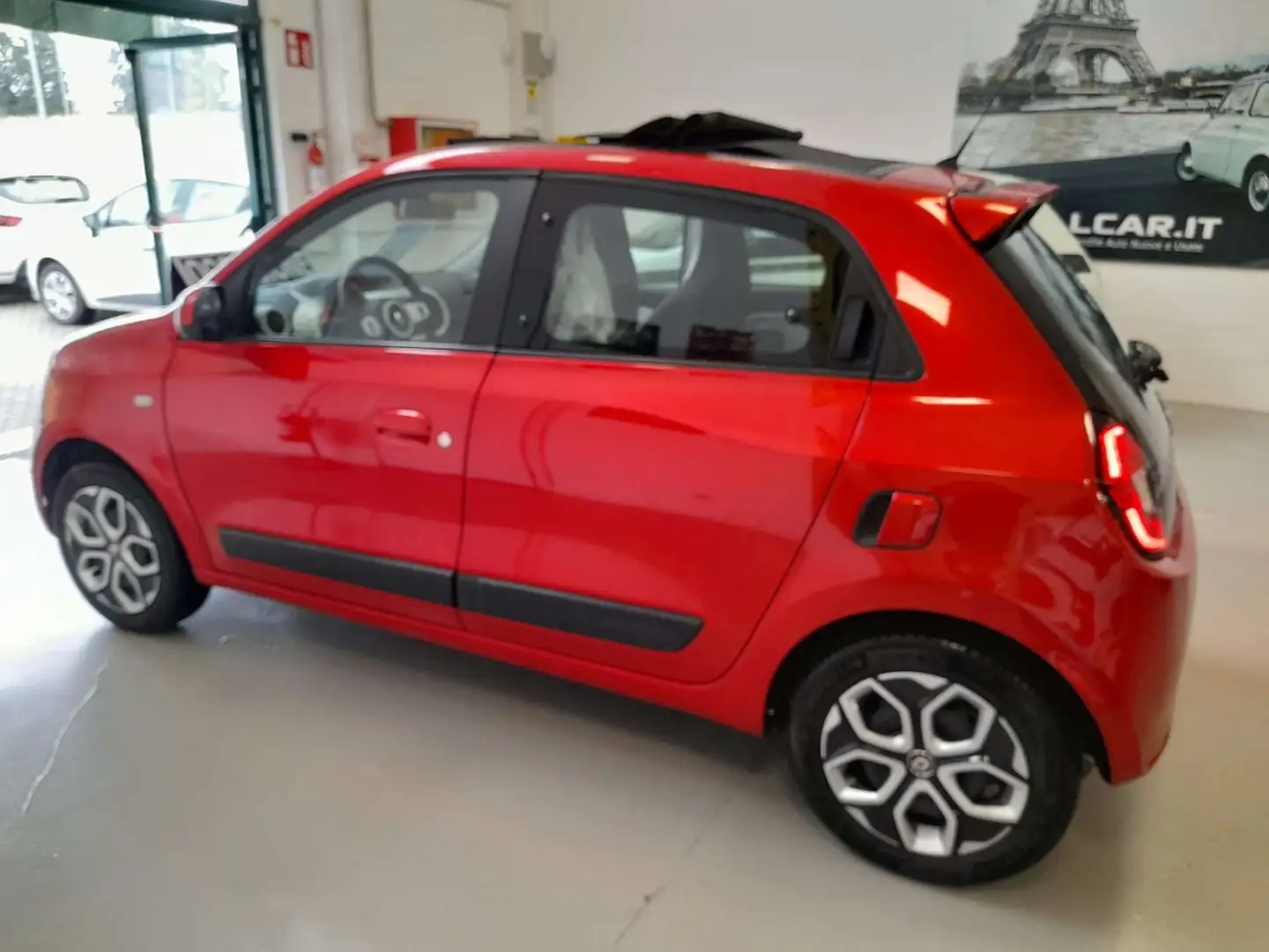 Renault Twingo 0.9 tce Intens 95cv Rood - 2