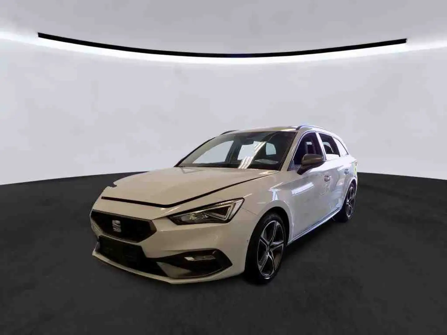SEAT Leon ST FR 1.5 TSI LED AHK Standh. Navi PDC AHK ACC Weiß - 1