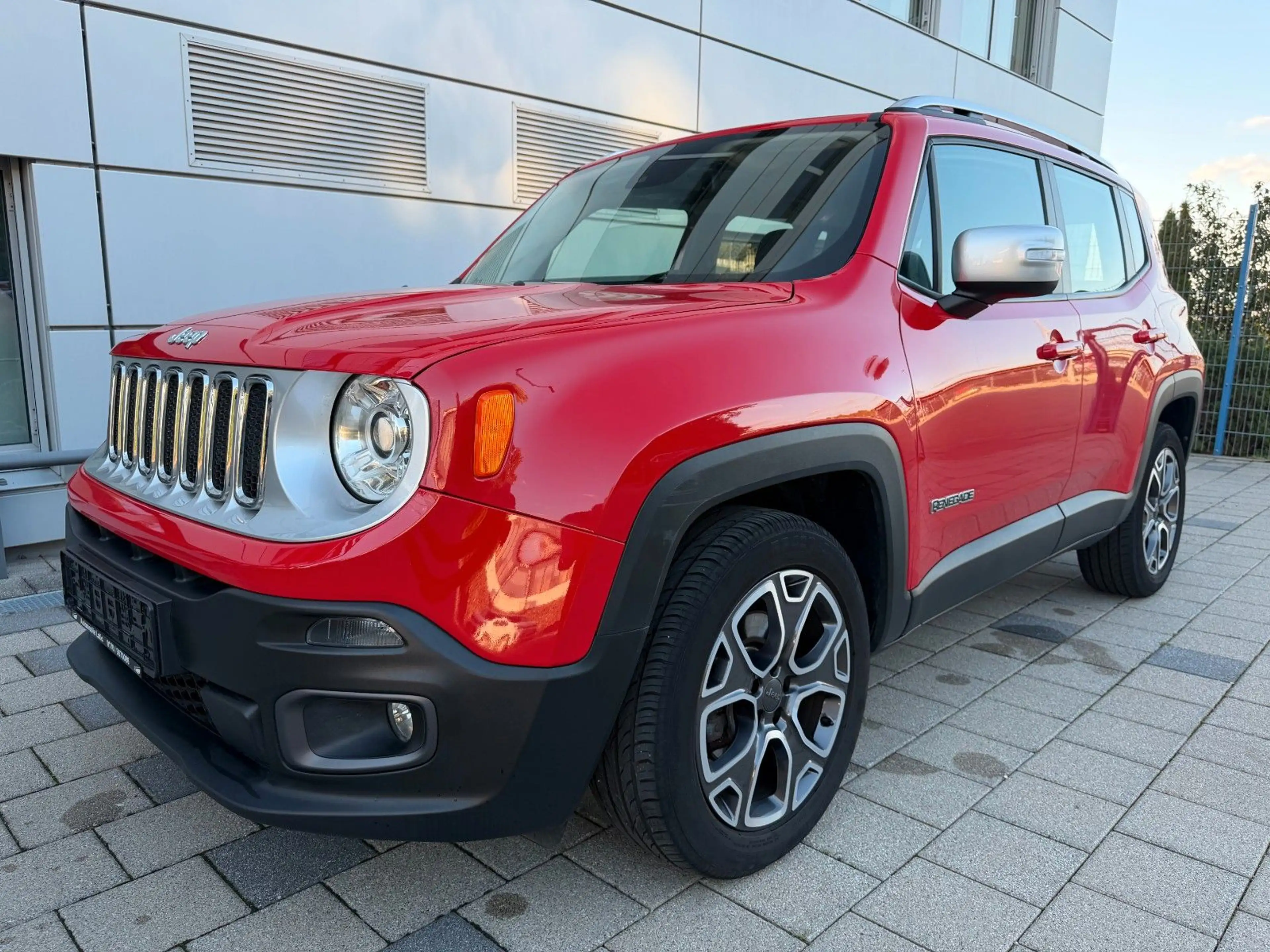 Jeep Renegade 2.0D Limited 4WD — photo 2