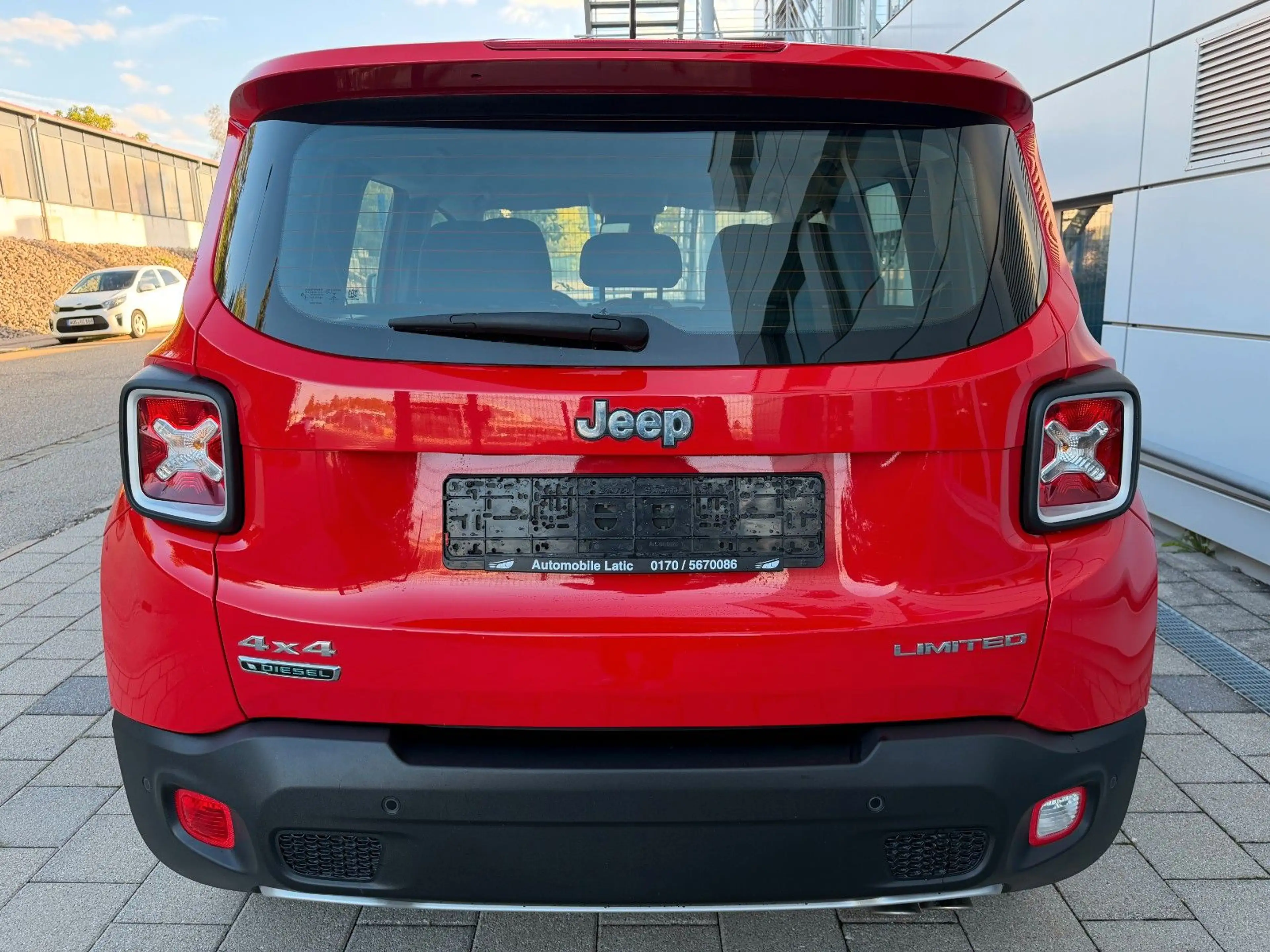 Jeep Renegade 2.0D Limited 4WD — photo 5