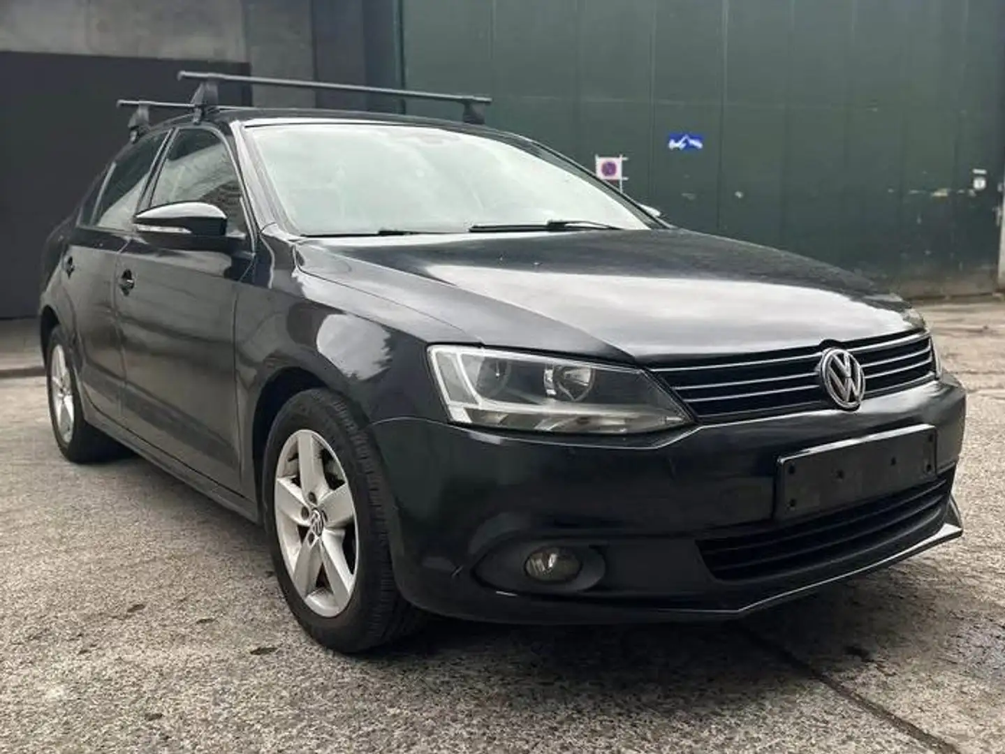 Volkswagen Jetta Jetta 1.6 CR TDi Comfortline BMT Noir - 1