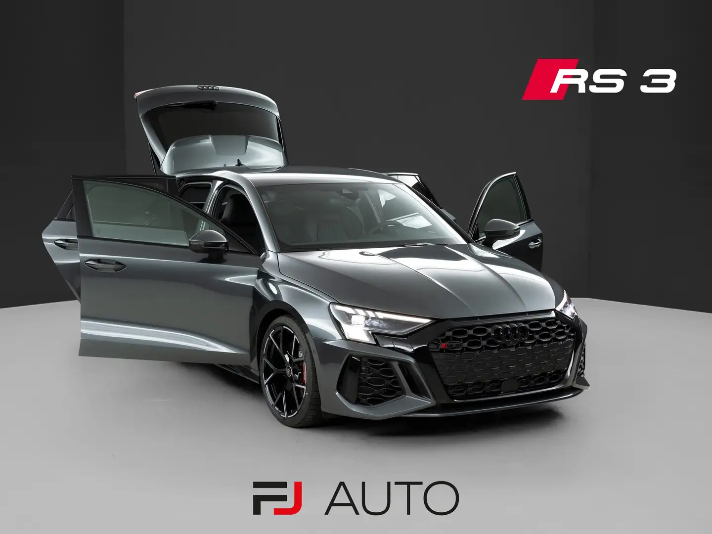Audi RS3 2.5 TFSI quattro s-tronic Grau - 2