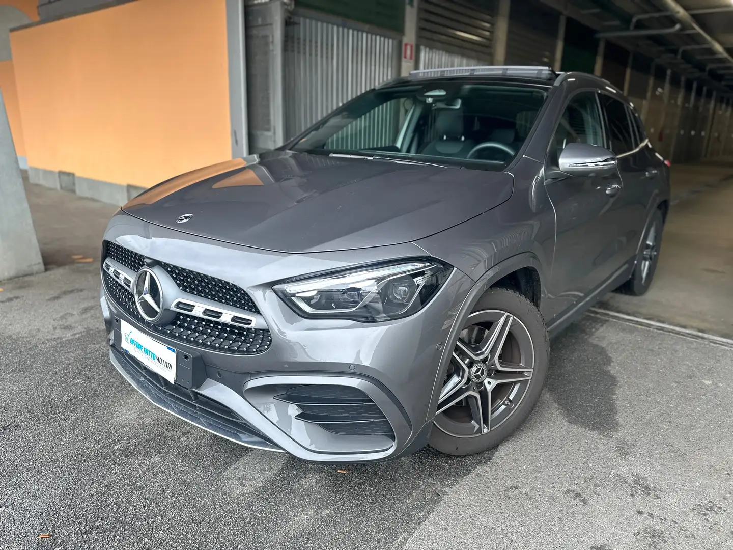 Mercedes-Benz GLA 200 d AMG Line Advanced Plus Tech Edition auto Grigio - 1