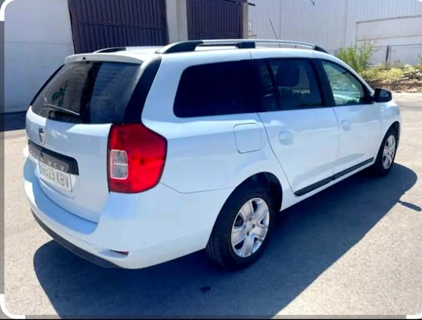 Dacia Logan Logan MCV 1.2 Ambiance c/radio Gpl 75cv Fehér - 2