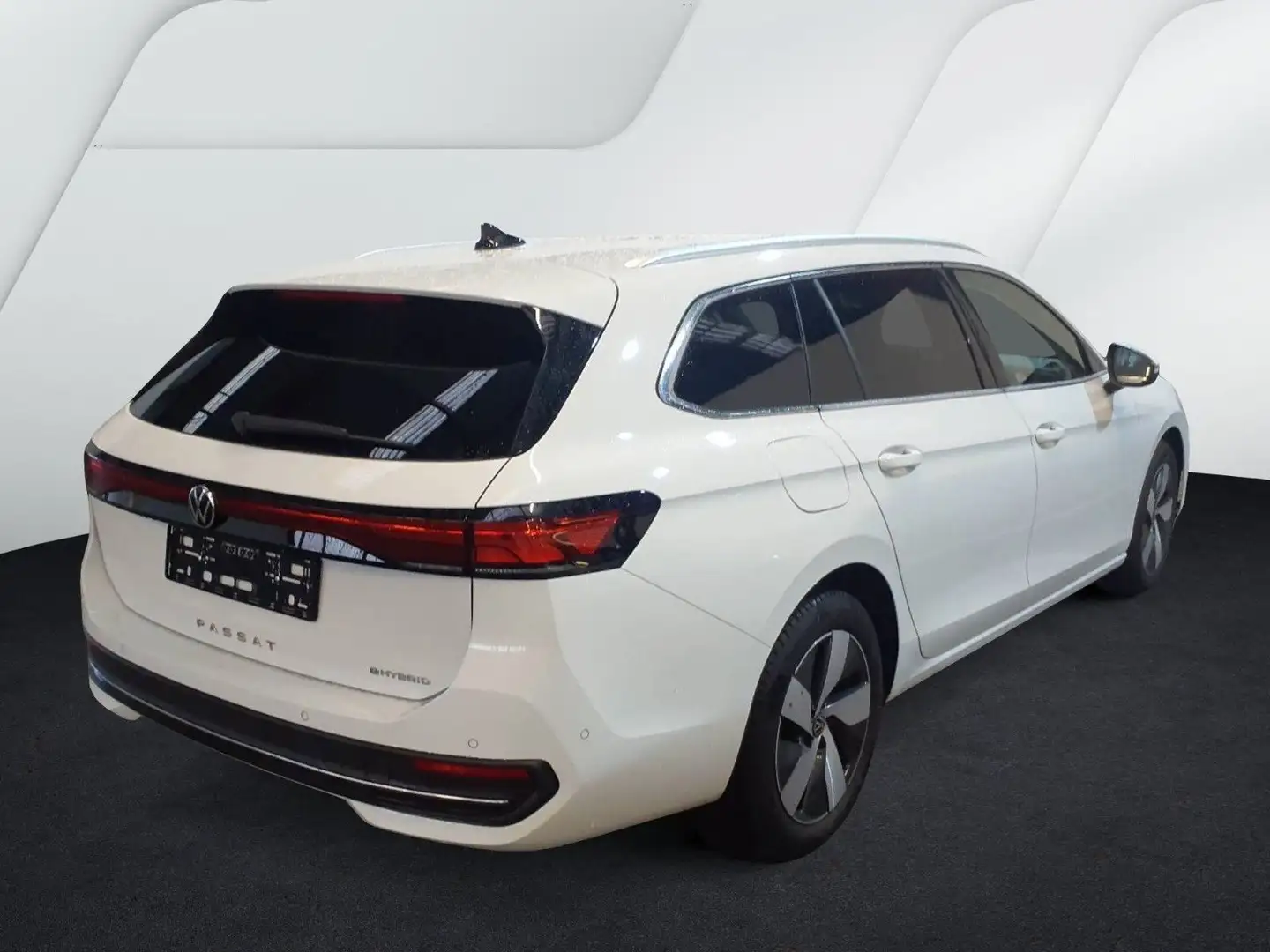 Volkswagen Passat Variant 1.5 TSI eHybrid 150 kW Business Blanc - 2