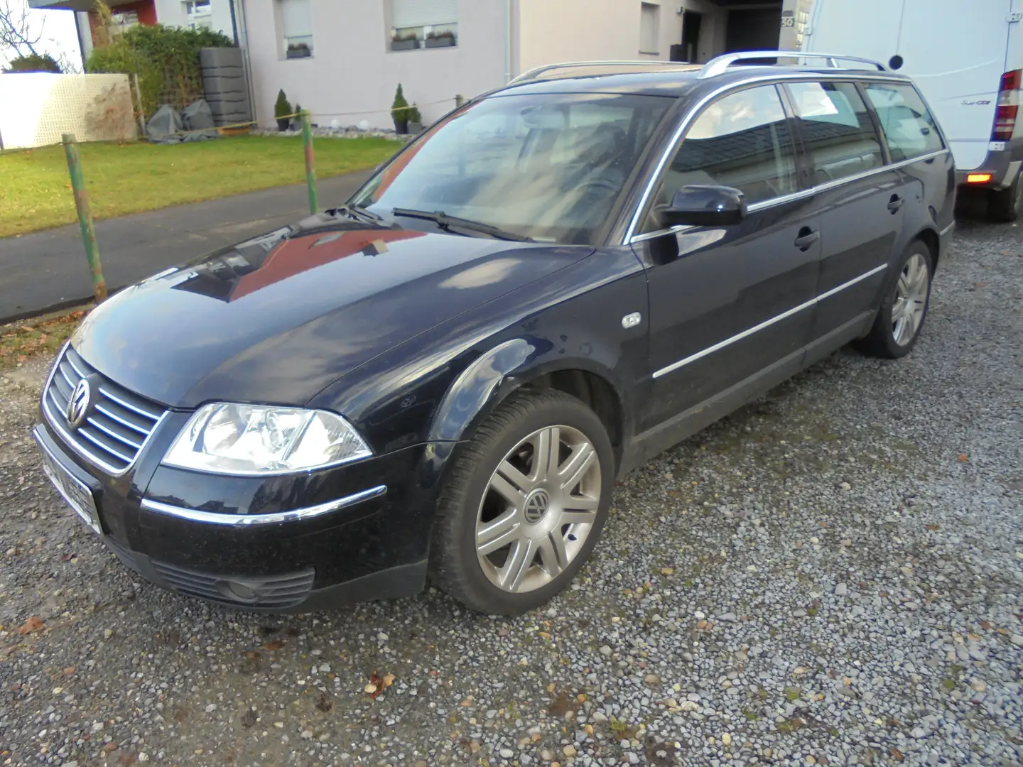 Volkswagen Passat Variant 1.8 5V Turbo Trendline (MOTOR PASST IN AUDI TT) Schwarz - 1