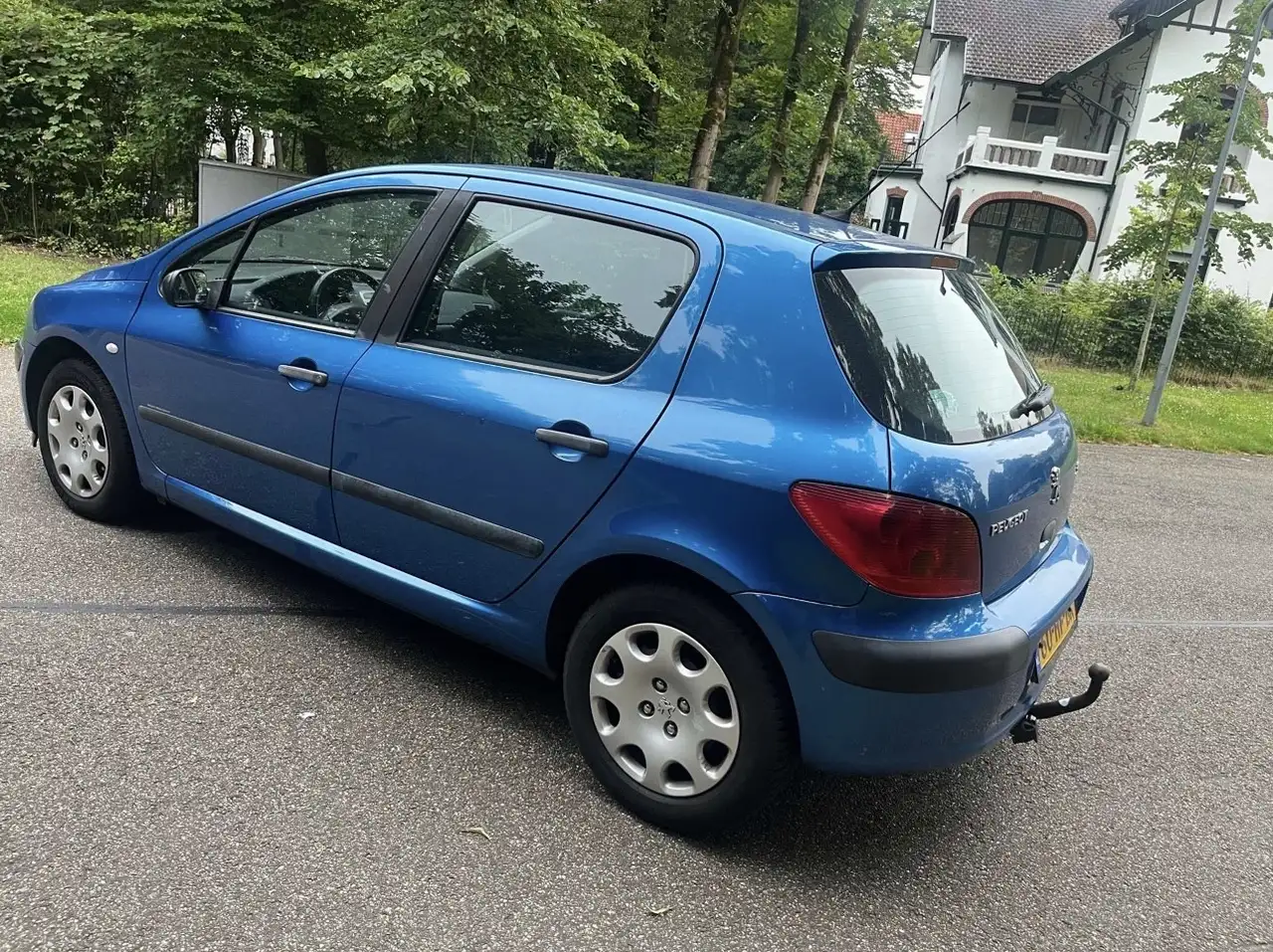 Peugeot 307 1.6-16V XR, foto 2