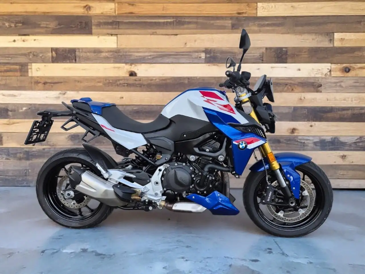 BMW F 900 R