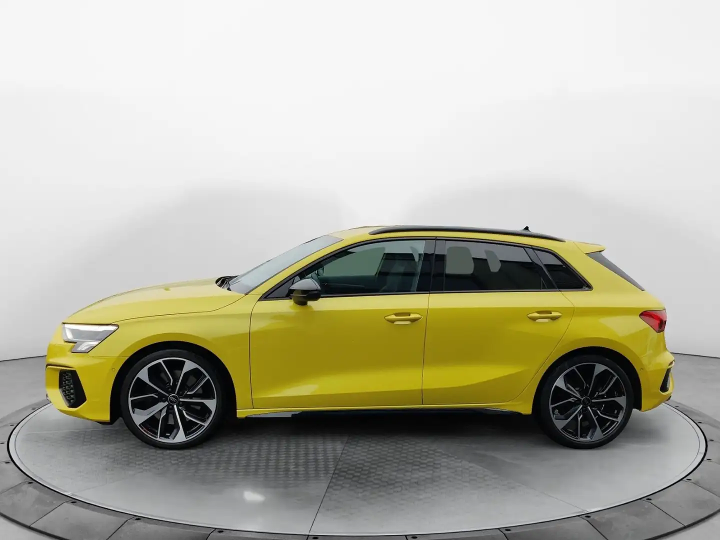 Audi S3 2.0 TFSI q. S-Tronic, LED, CarPlay, Gelb - 2
