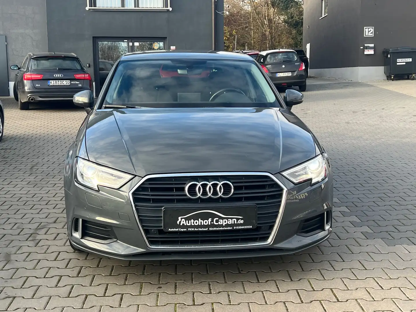 Audi A3 A3 Limousine sport 1.6TDI/Navi/PDC/AHK/LED/Eu6/ZV Grijs - 2